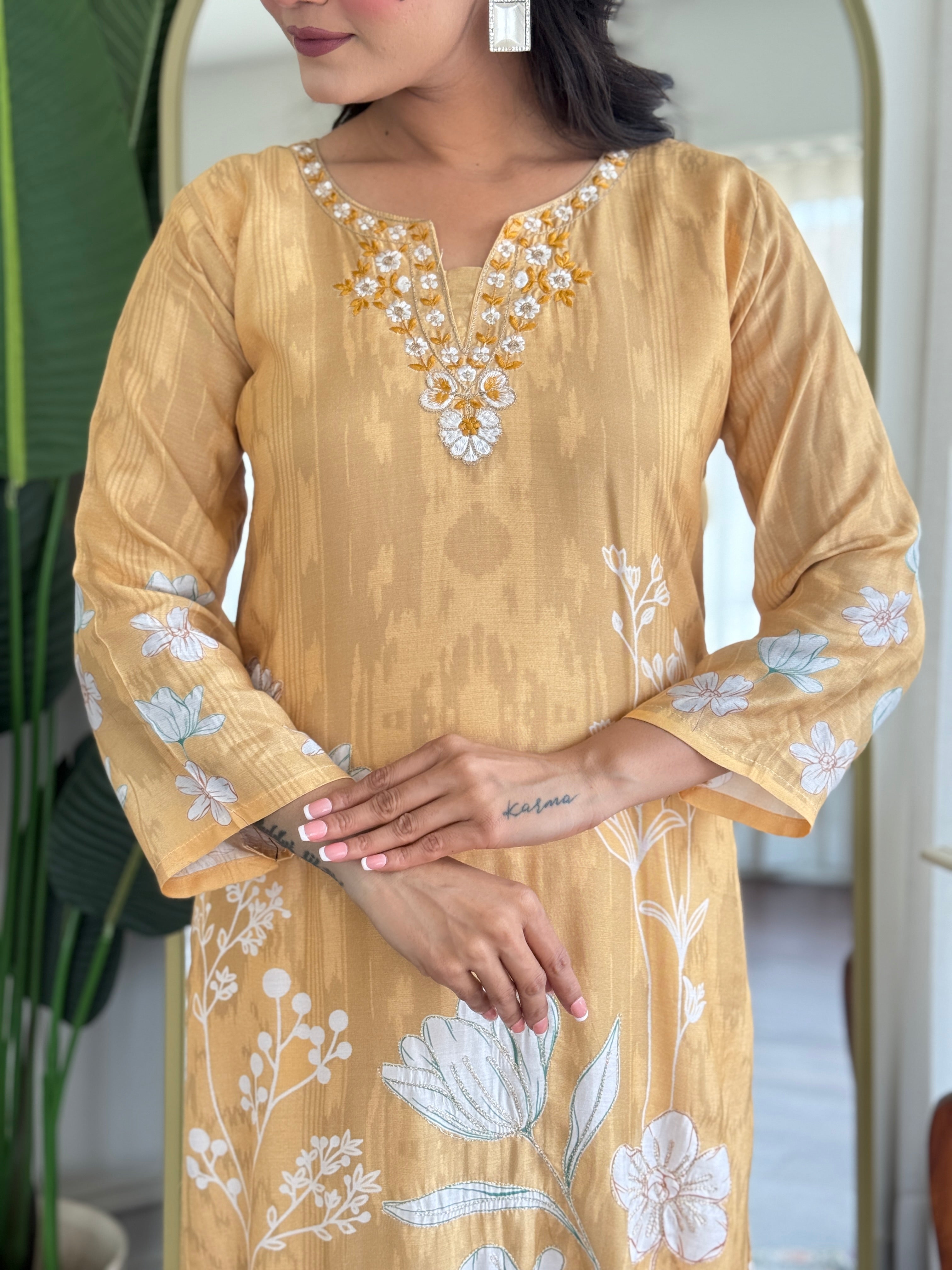 Mustard Pure Muslin Kurta Pant Set With Heavy Thread Embroidery Work With Digital Print