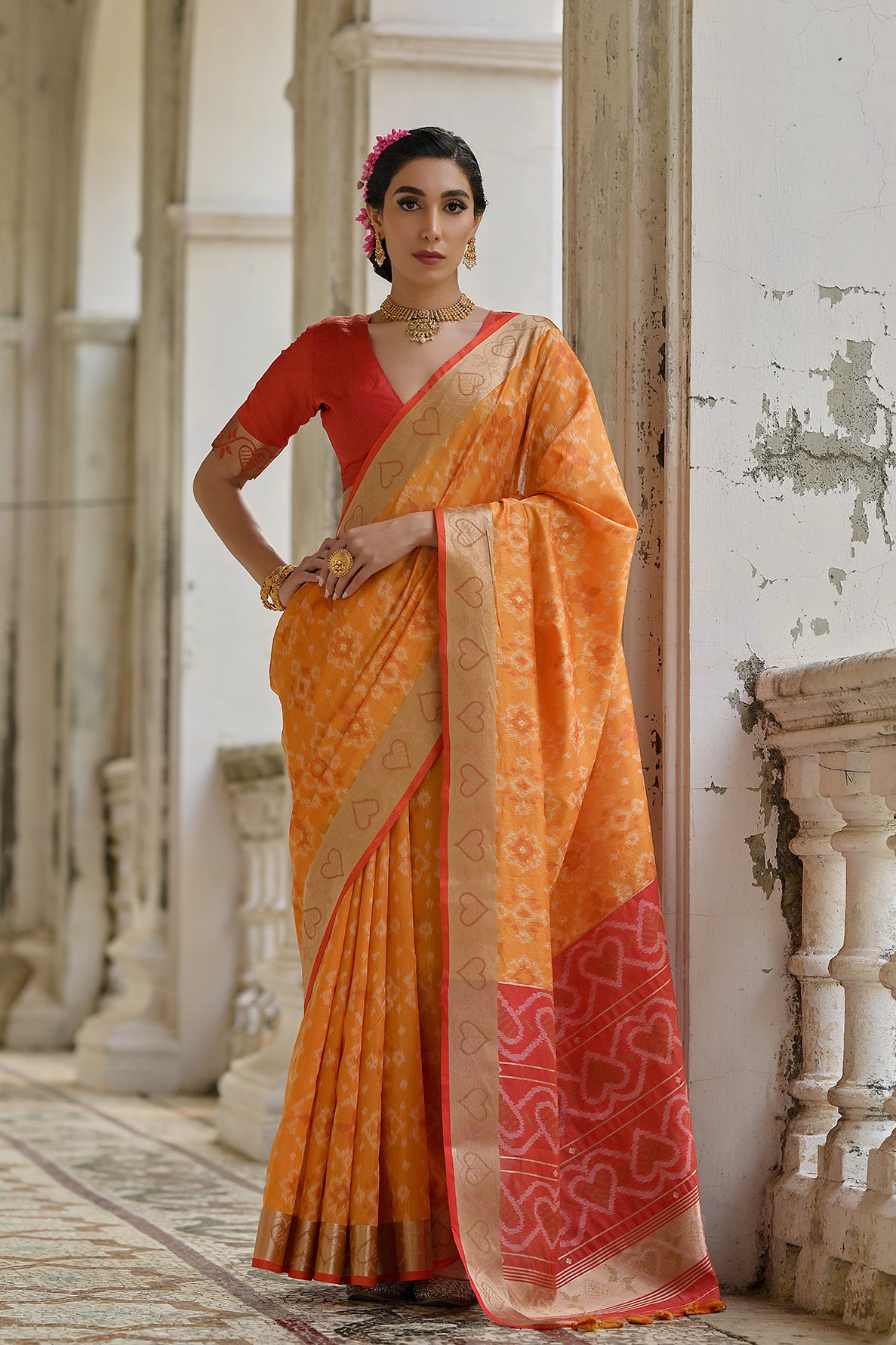 Mustard Raw Silk Saree with Ikkat Design and Contrast Pallu