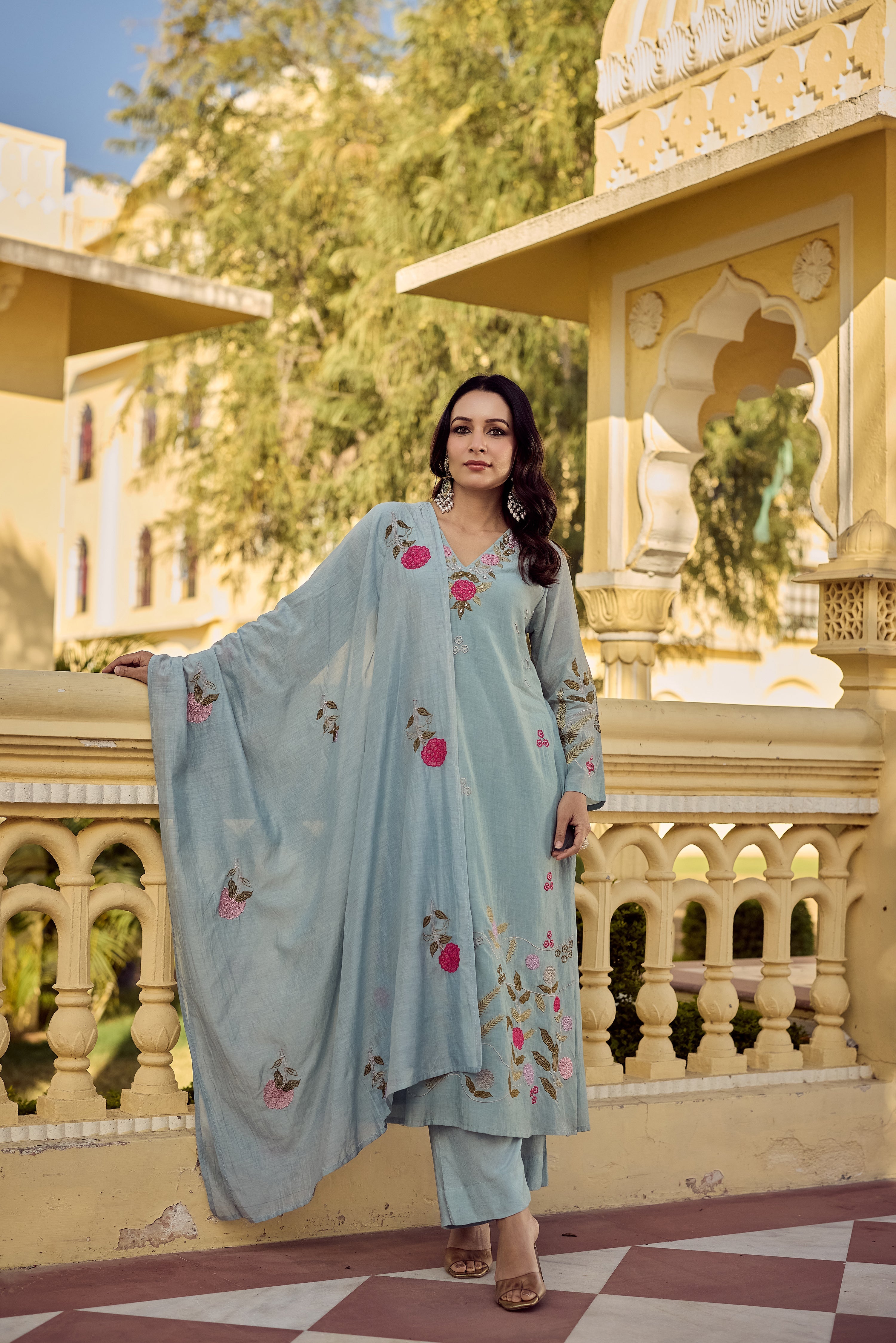 Ocean Mist Chanderi Silk Kurta Pant Set With Heavy Thread Embroidery Work