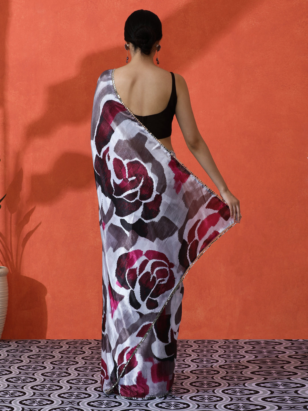 Off White Chinon Designer Digital Printed Girlie Partywear Saree