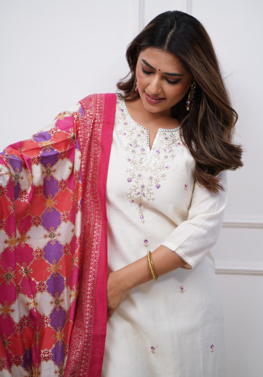 Off White Kurta Pant Set with Heavy Thread Embroidery Work With Printed Dupatta