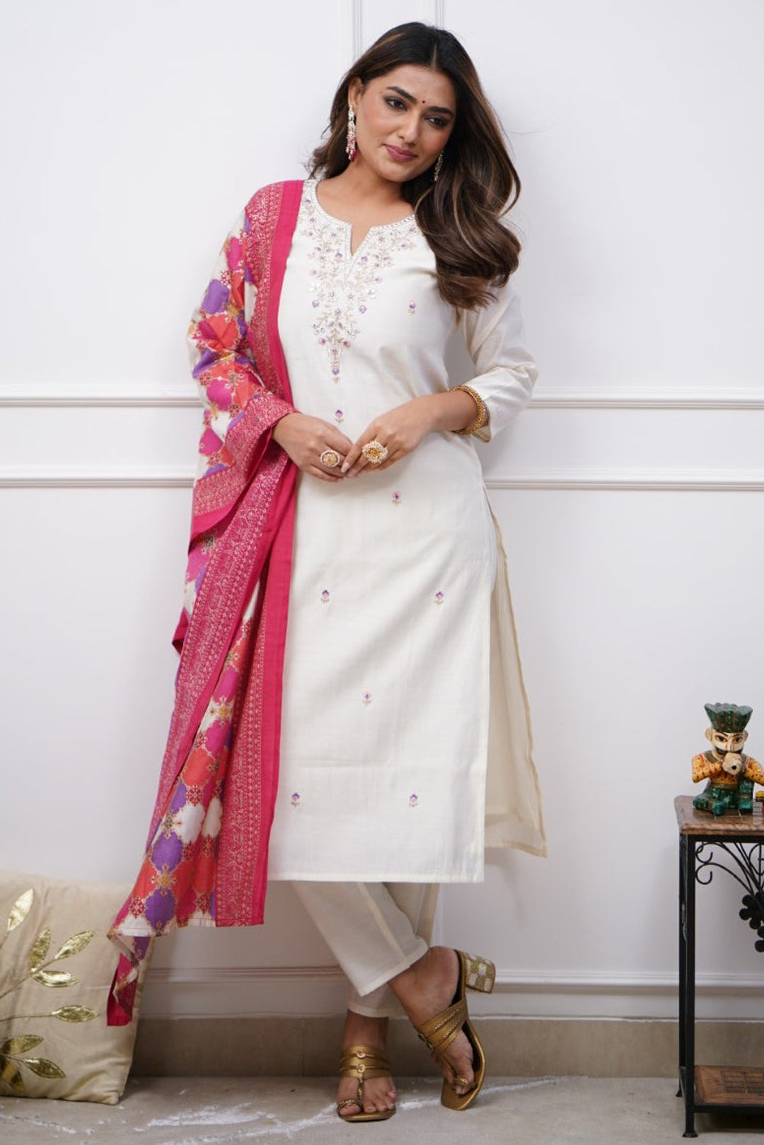Off White Kurta Pant Set with Heavy Thread Embroidery Work With Printed Dupatta