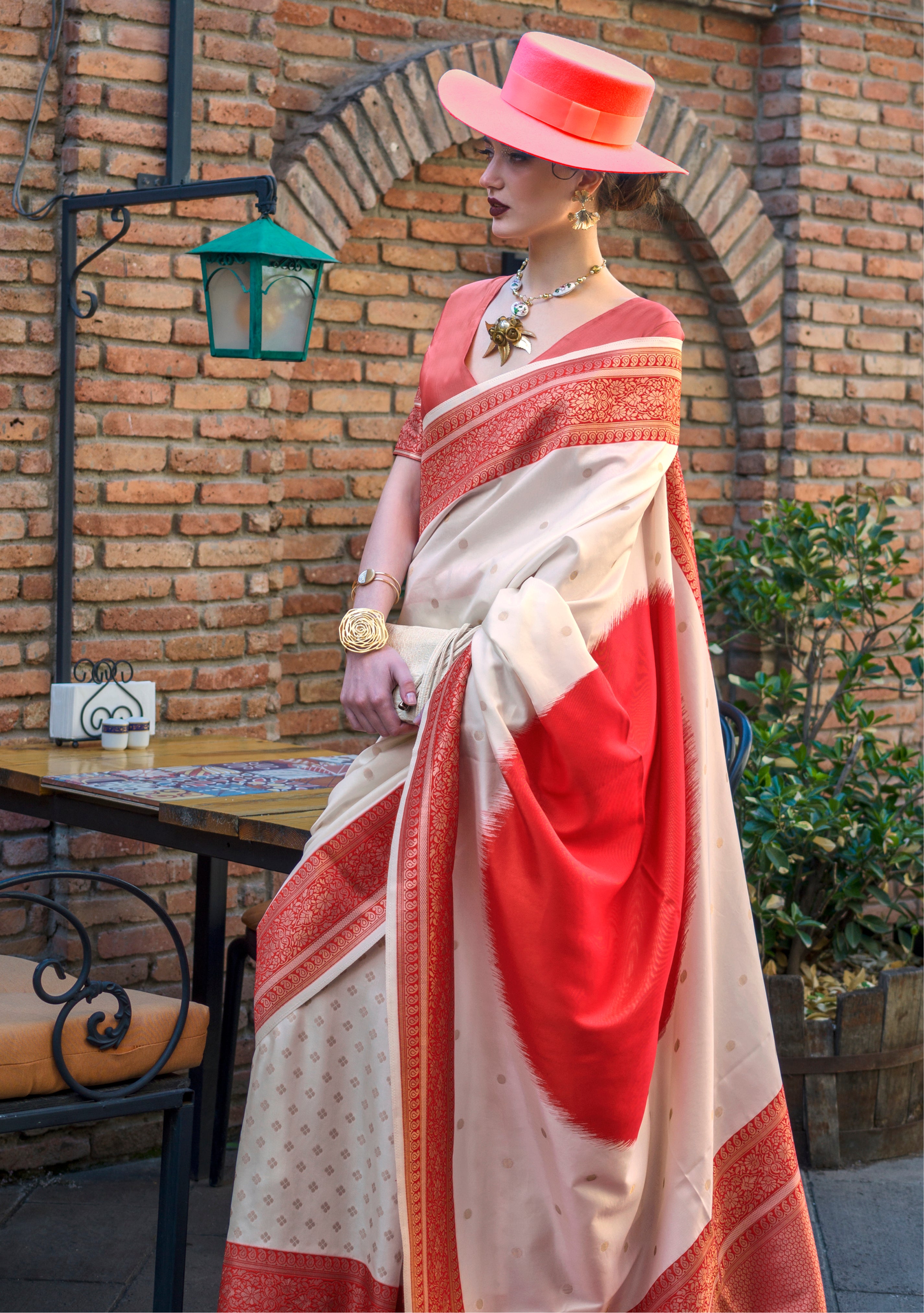 Off White Soft Silk Saree with Jacquard Woven Work