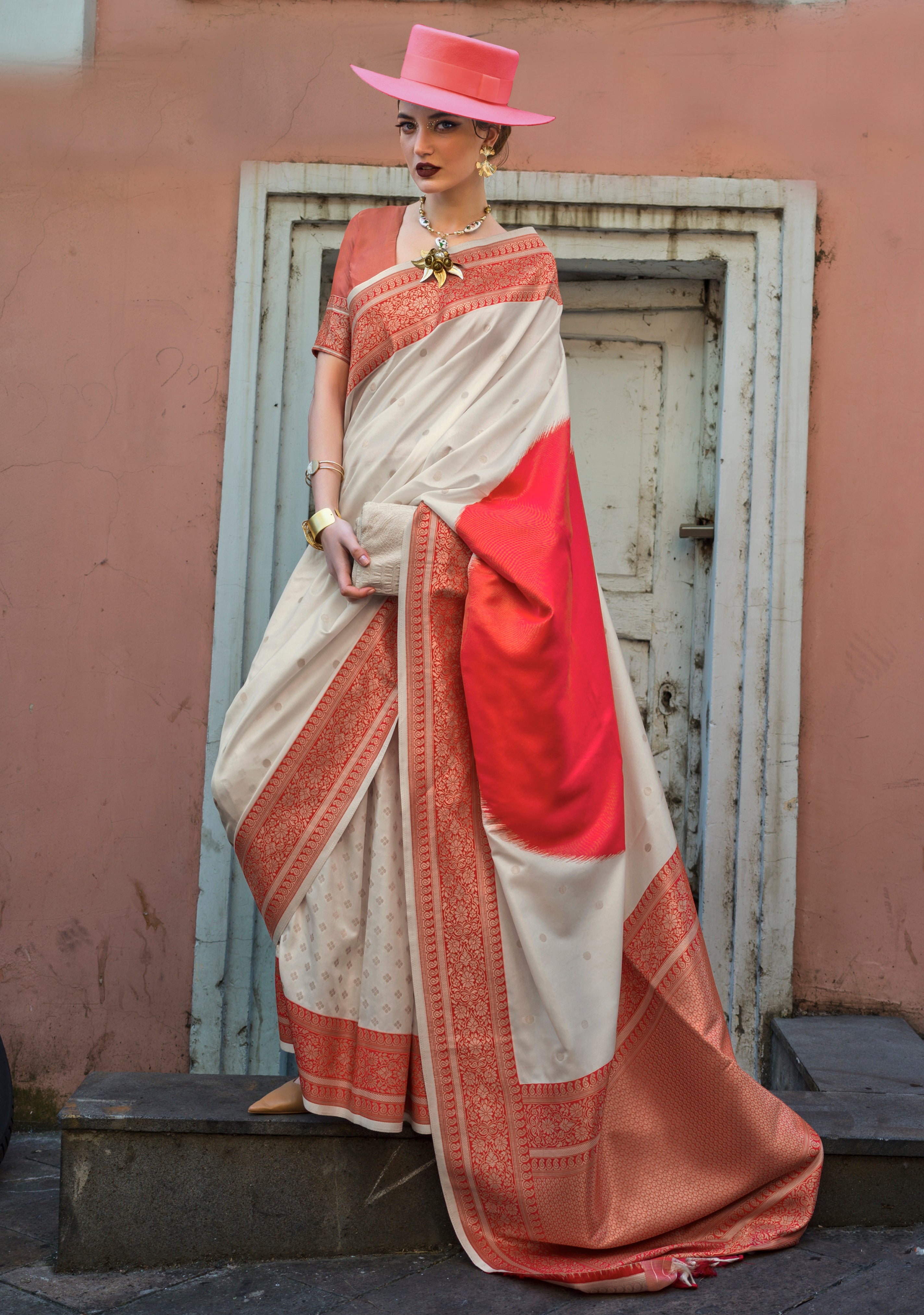 Off White Soft Silk Saree with Jacquard Woven Work