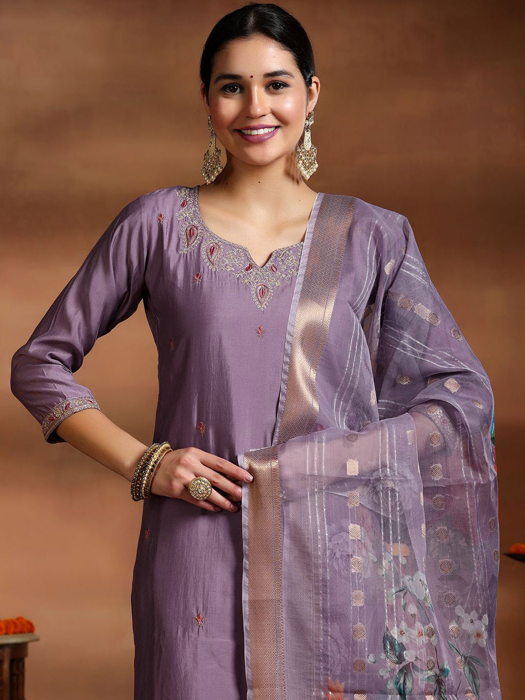 Onion Viscose Kurta Pant with Heavy Thread Embroidery Work With Digital Printed Dupatta
