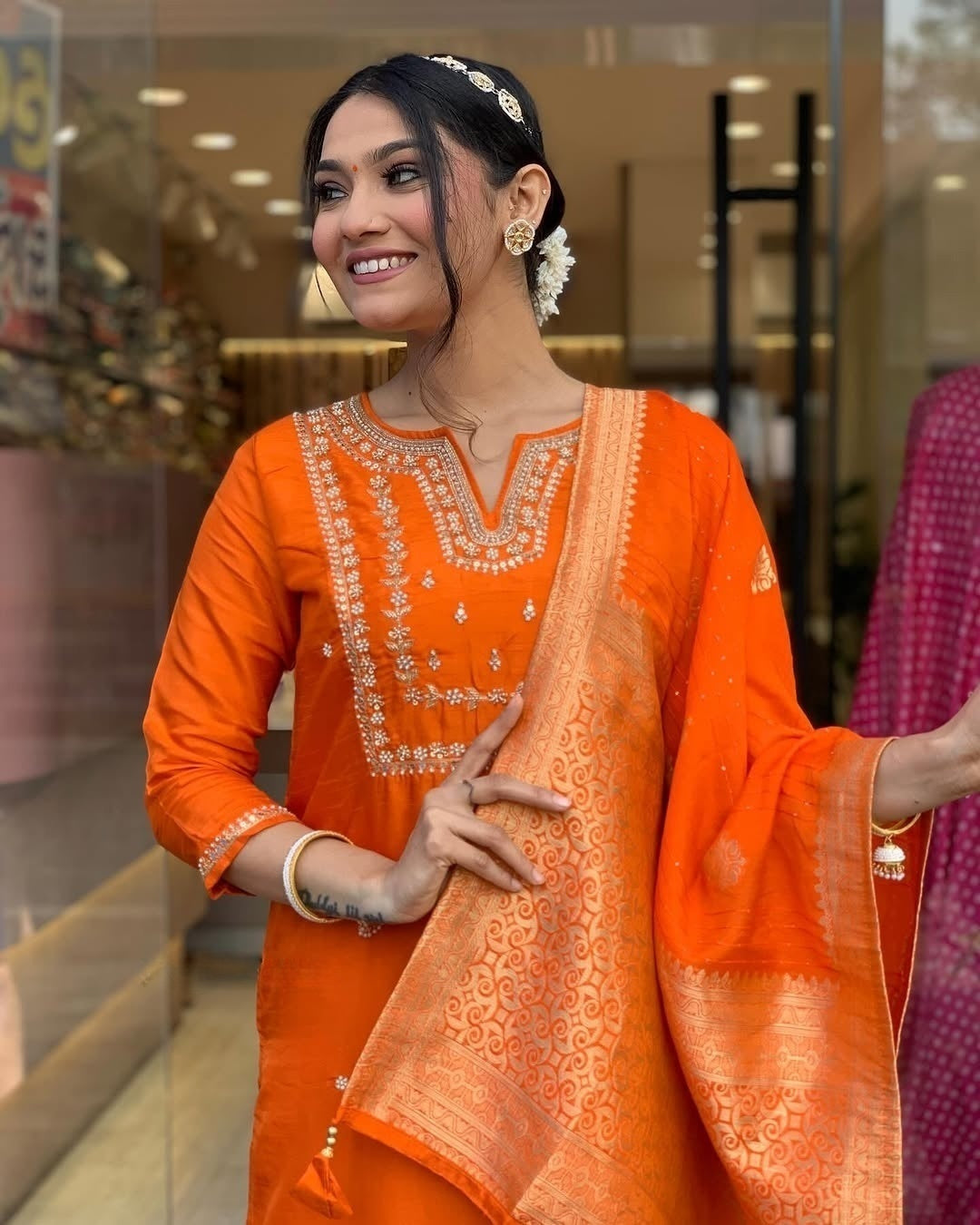 Orange Kurta Pant Set With Heavy Thread Embroidery Work