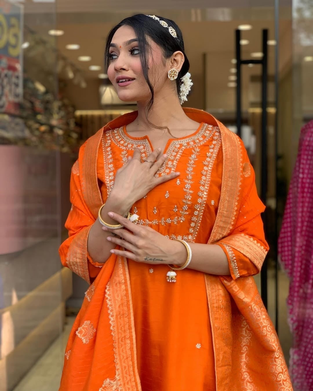 Orange Kurta Pant Set With Heavy Thread Embroidery Work