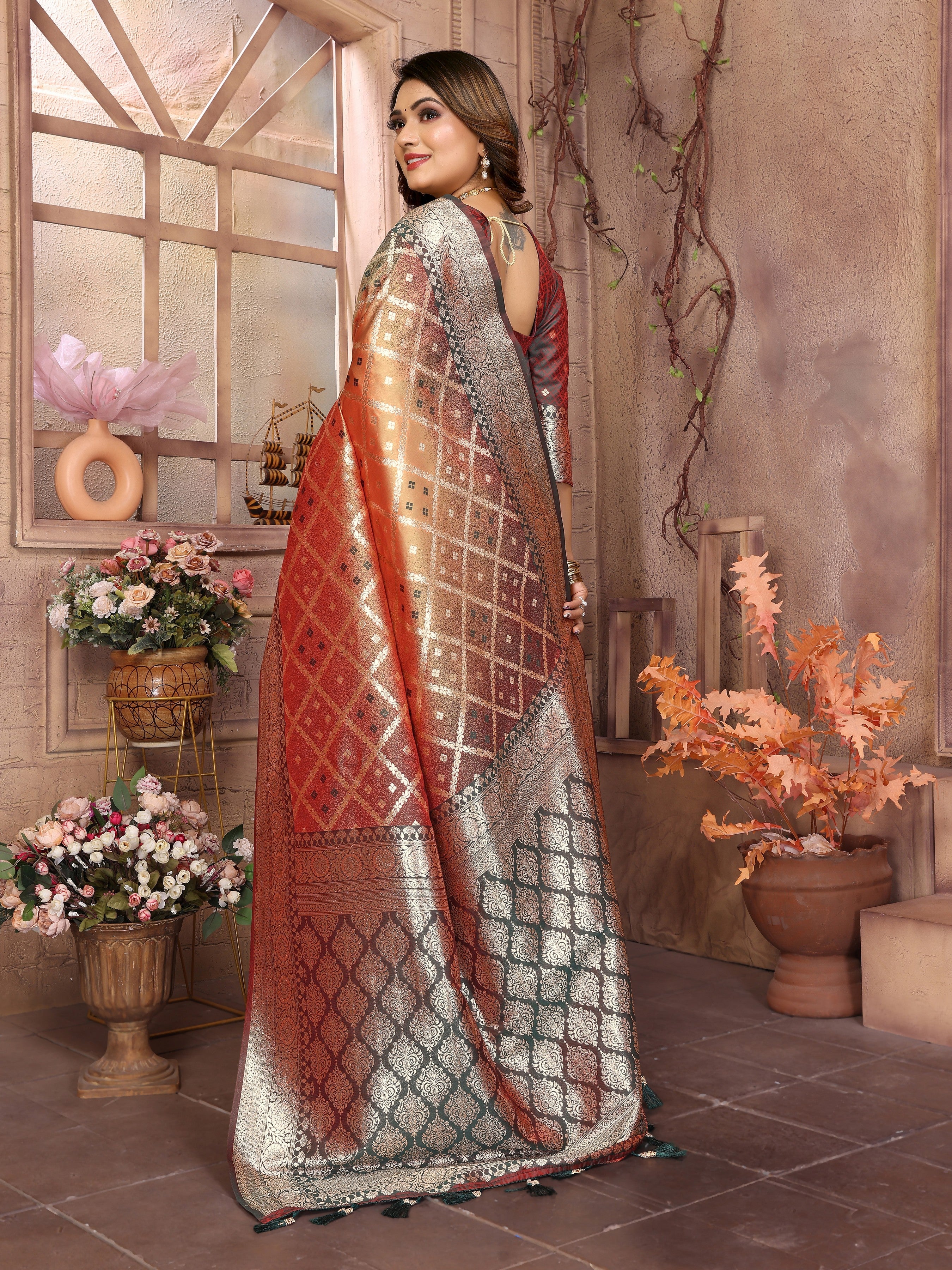 Peach Kochi Silk Designer Ethnic Looks Party Saree