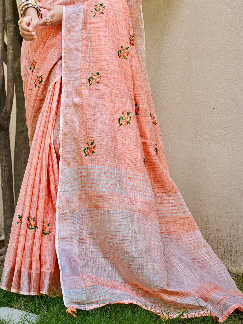 Peach Linen Saree With Heritage Vibes and Modern Appeal