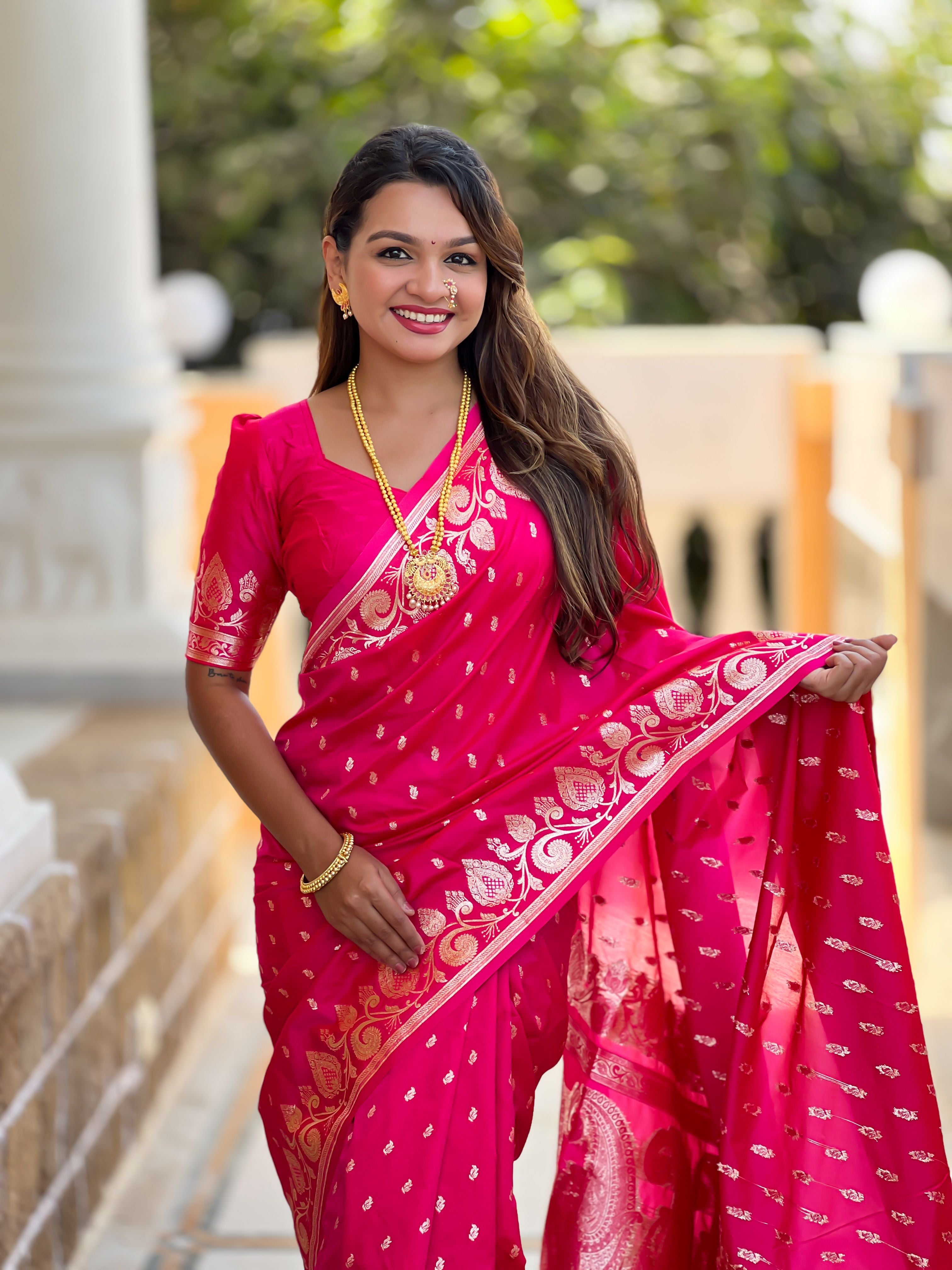 Pink Banarasi Silk Saree With Woven Jacquard Designer Partywear Saree
