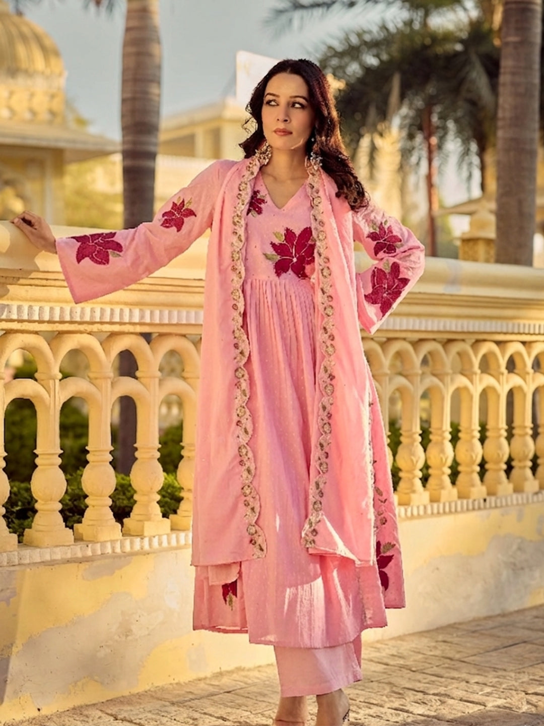 Pink Cotton Butti Kurta Pant Set With Heavy Thread Embroidery Work