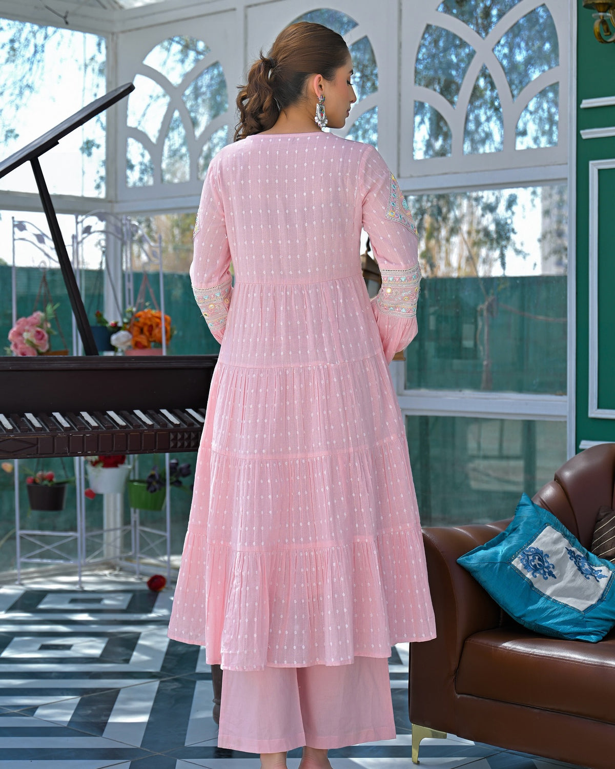 Pink Flex Butti Cotton Kurta Pant Set With Heavy Thread Embroidery Work With Hand Kodi Lace