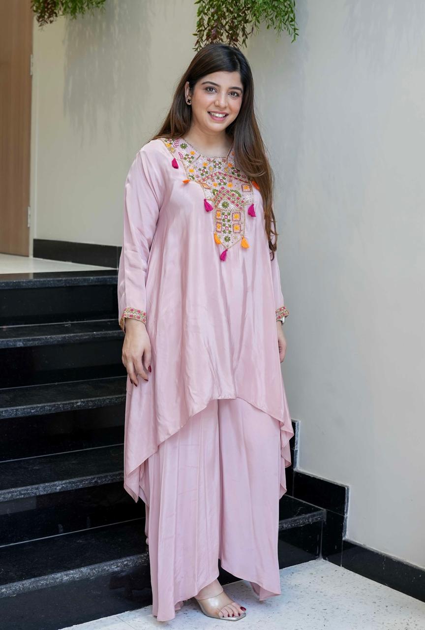 Pink French Crepe Co-Ord Set With Heavy Thread Embroidery Work
