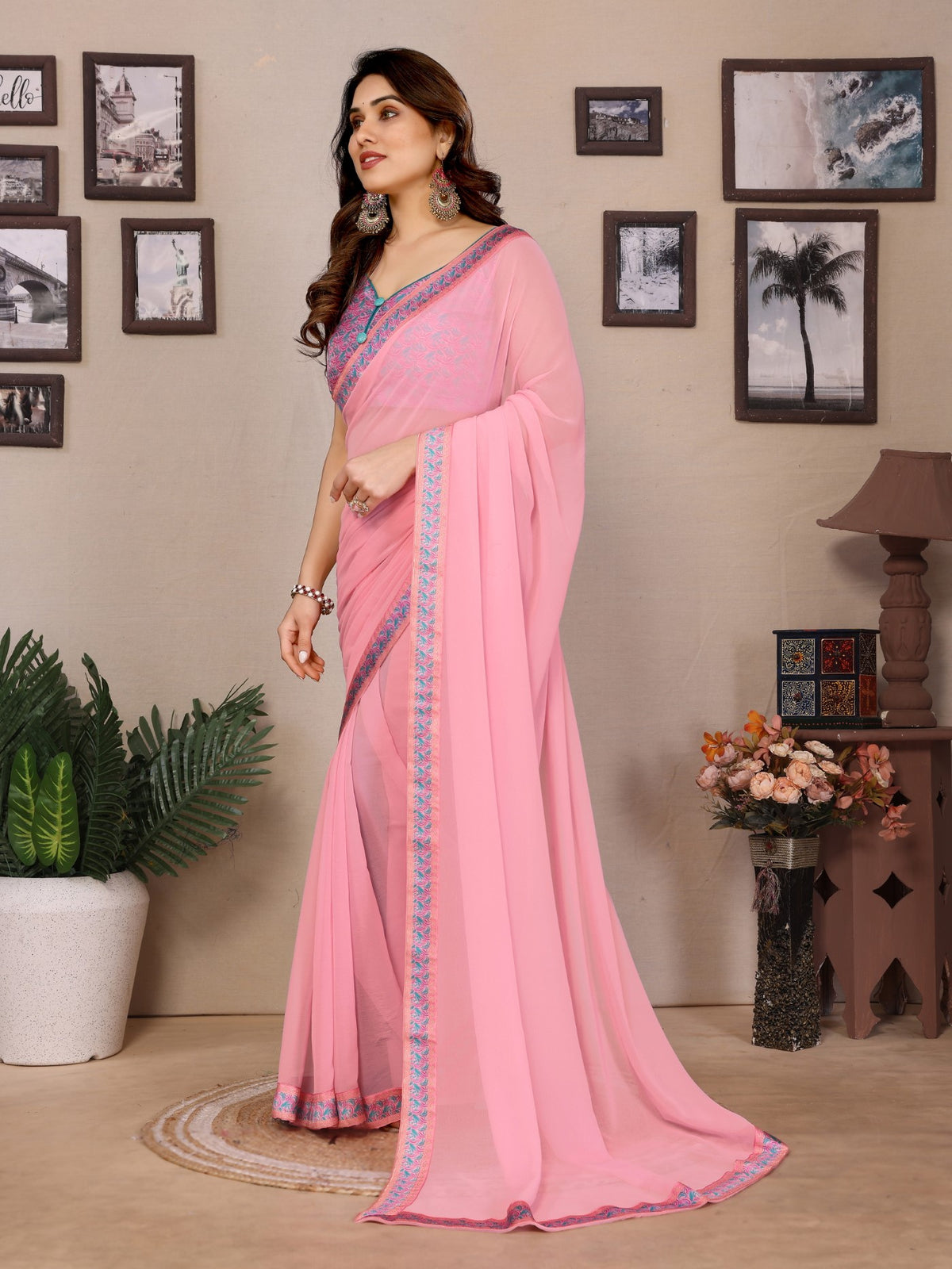 Pink Georgette Saree With Plain Design And Digital Print Blouse