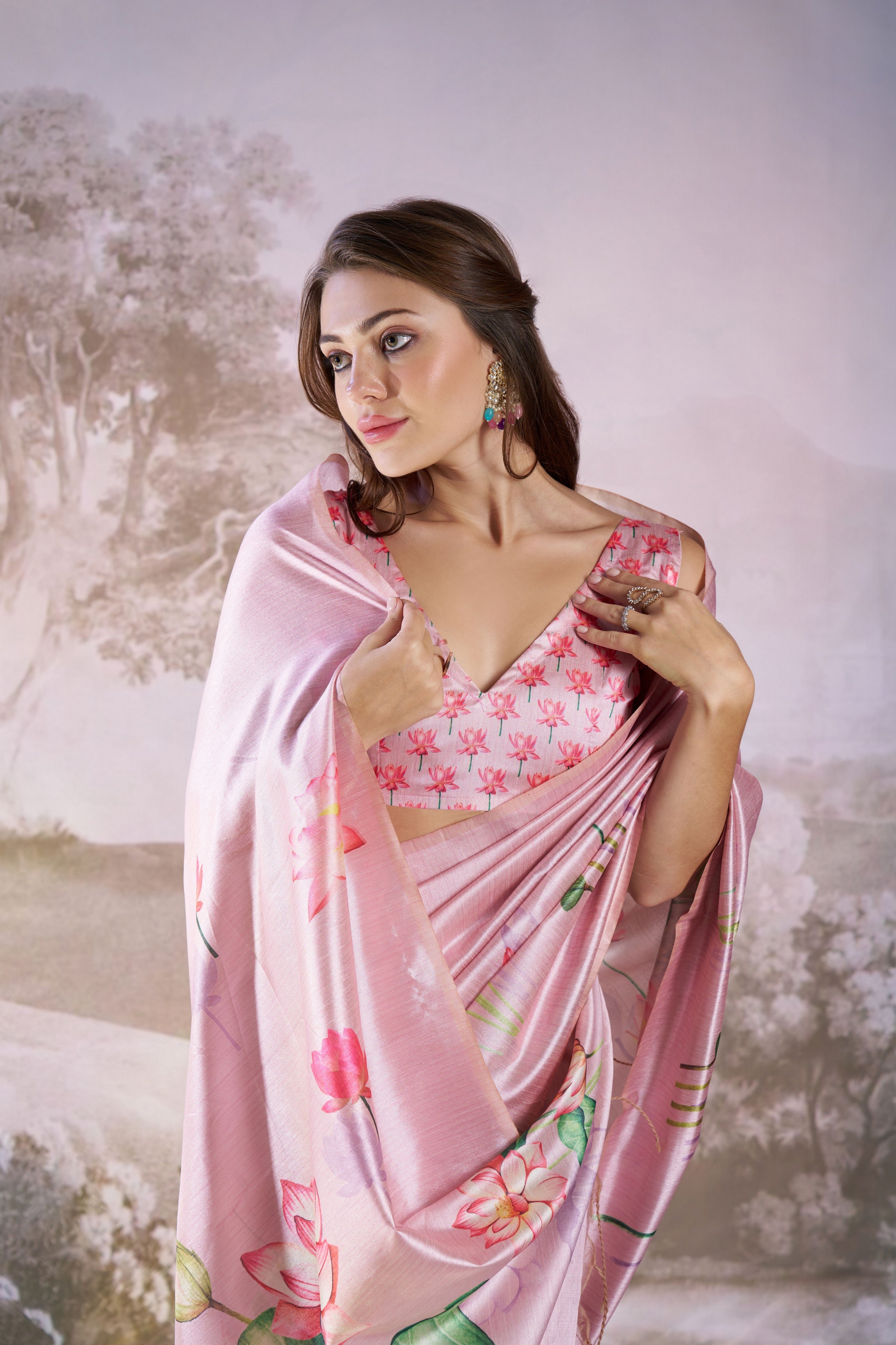 Pink Glamorous Partywear Linen Bollywood Saree