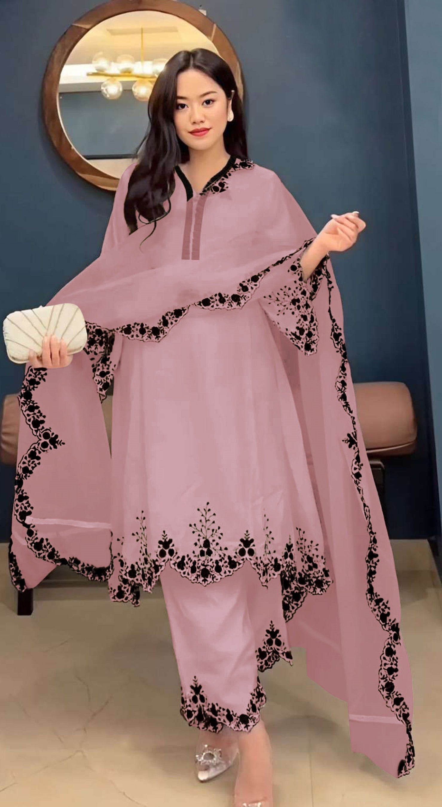 Pink Pakistani Salwar Suit With Heavy Embroidery Work