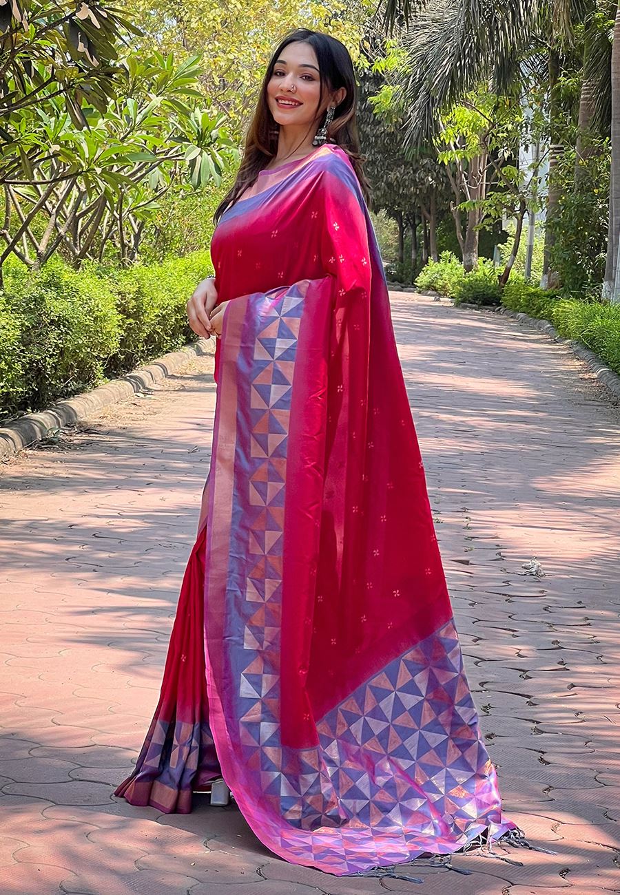 Pink Silk Blend Saree With Floral Border Zari Woven Work