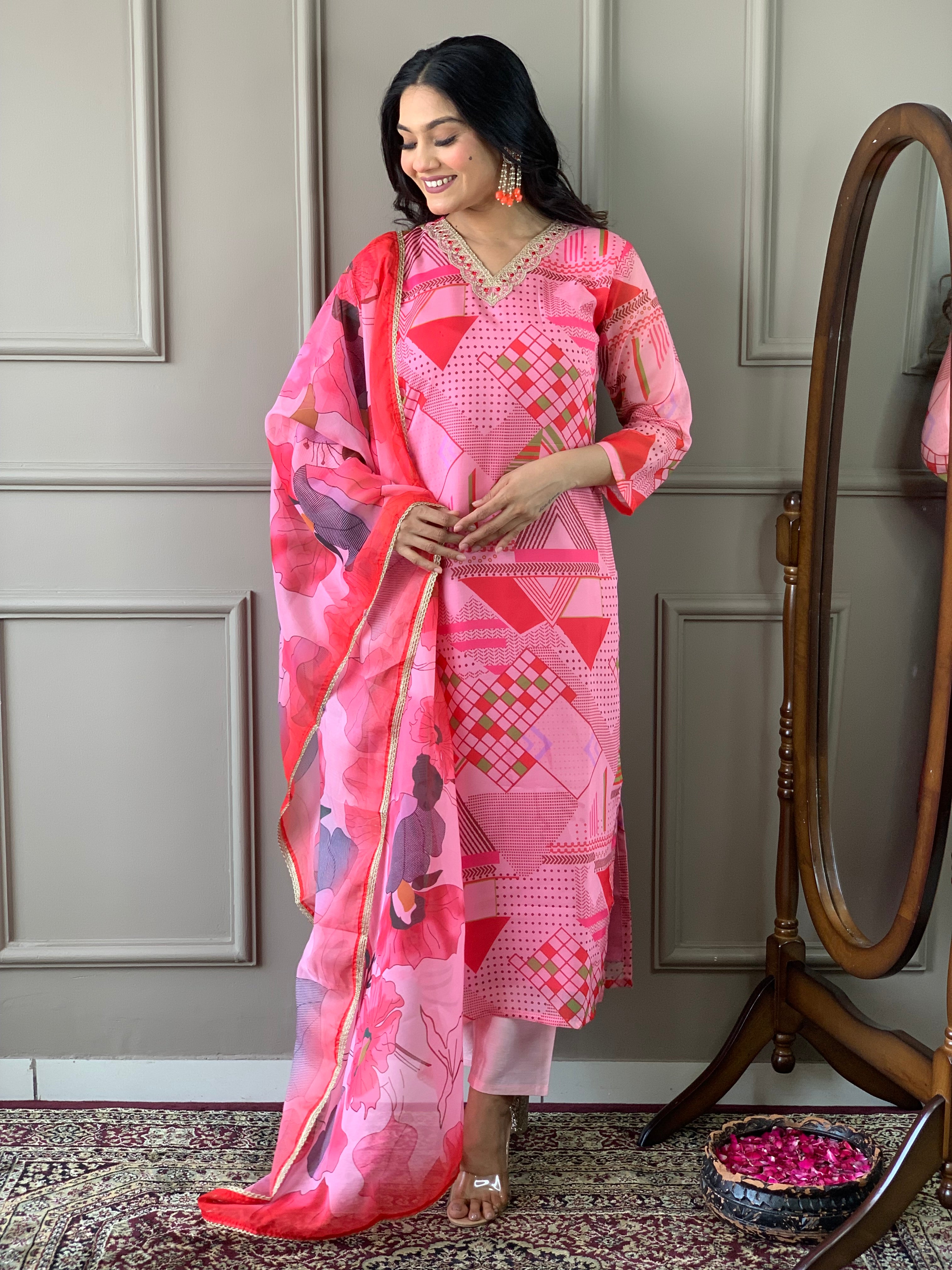 Pink Viscose Chanderi Kurta Pant Set with Printed With Thread Embroidery Work on Neck