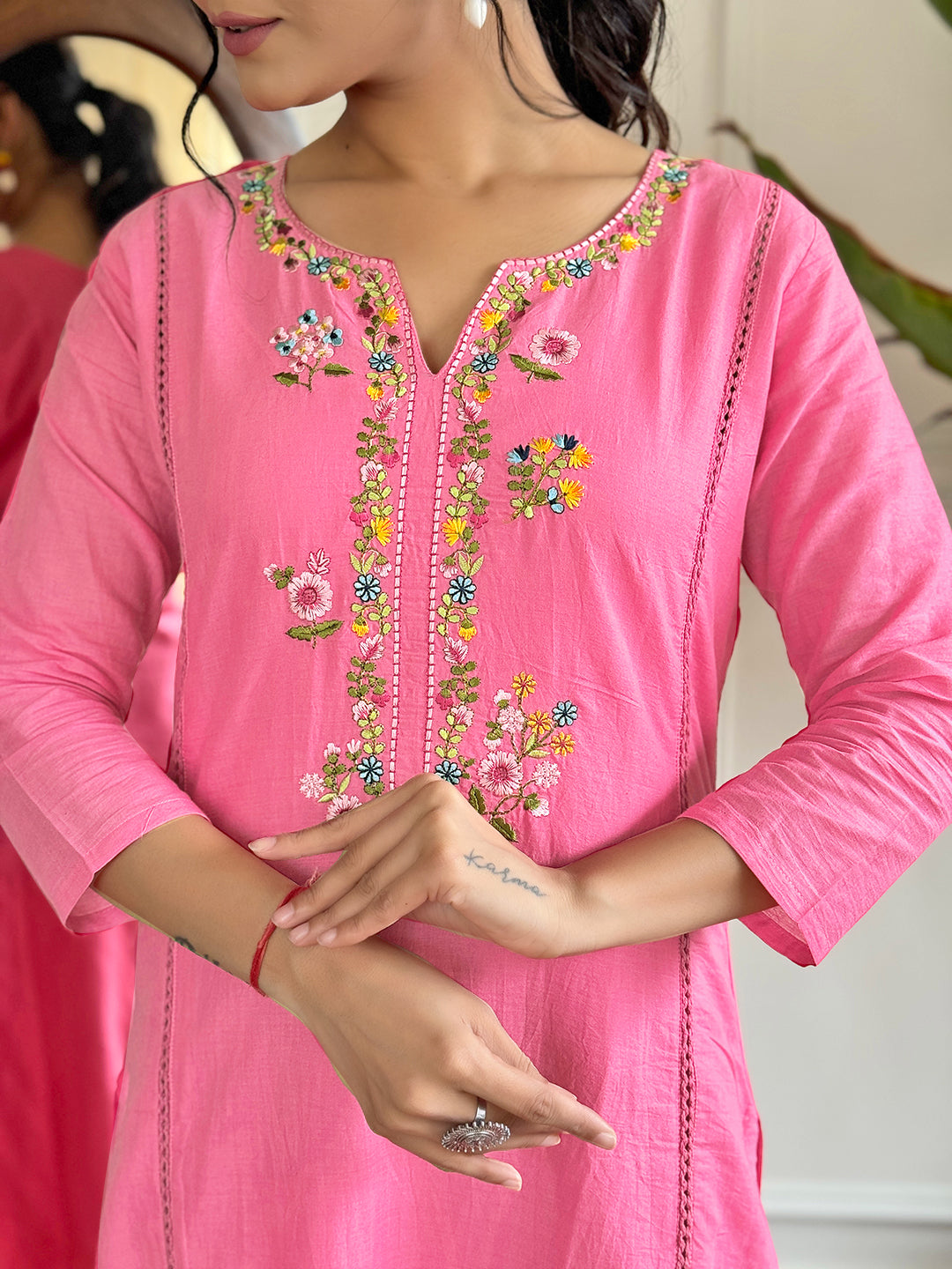 Pink Viscose Elegant Kurta Pant Set With Thread Work