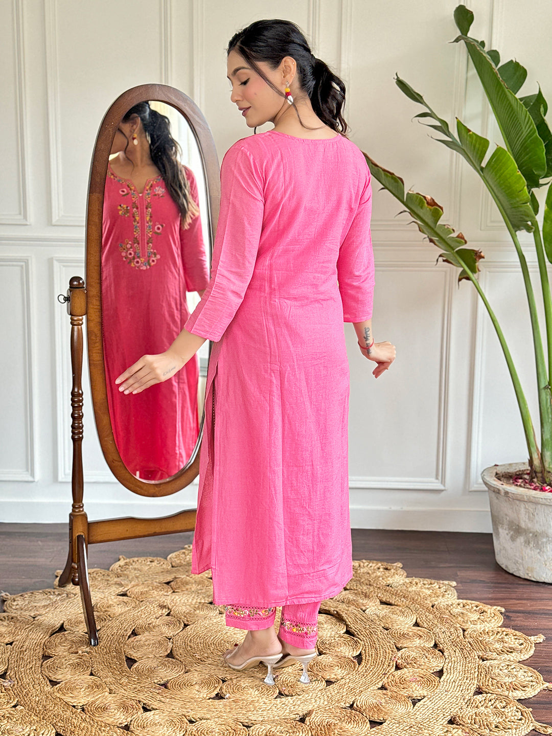 Pink Viscose Elegant Kurta Pant Set With Thread Work