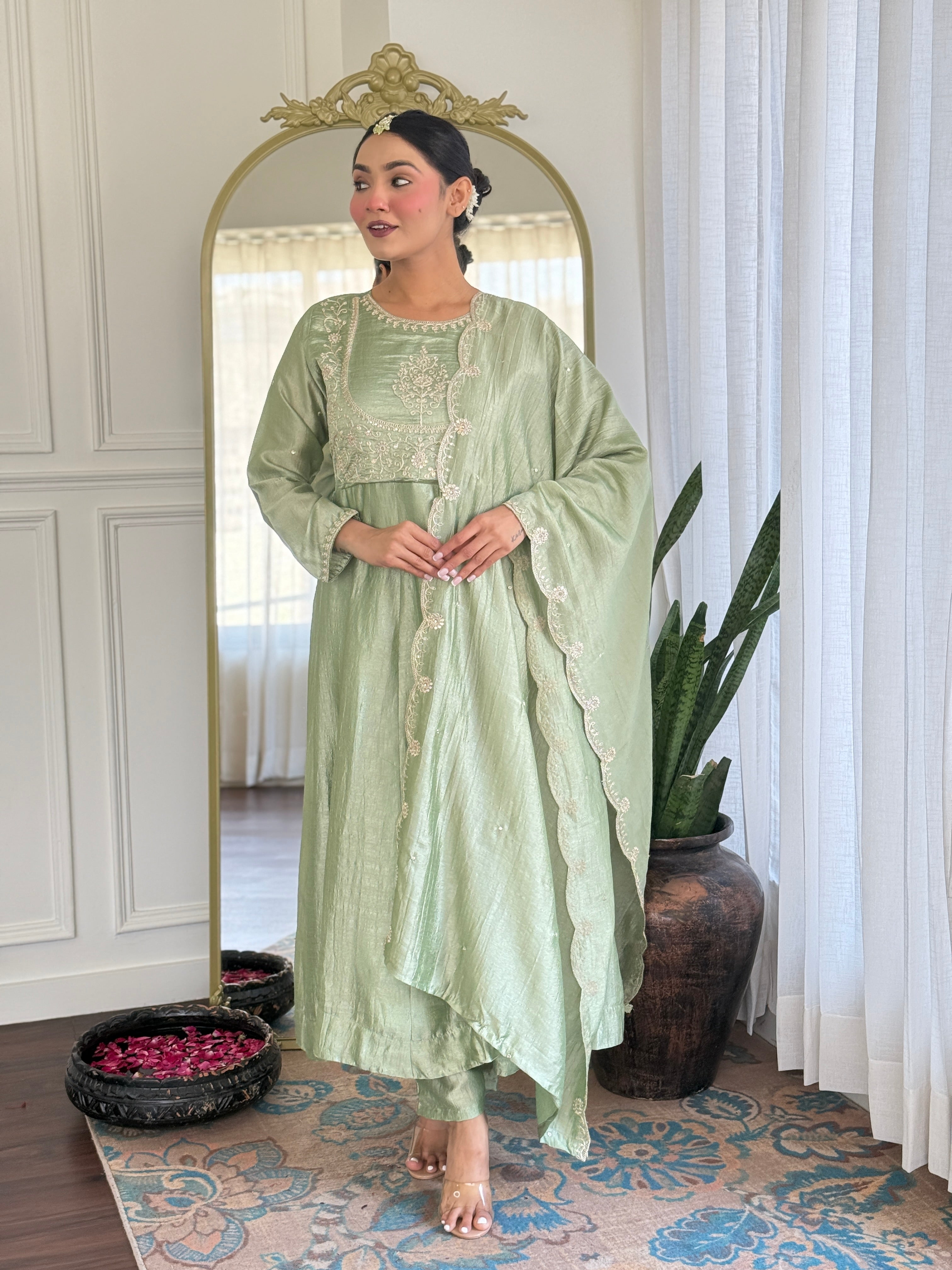 Pista Kurta Pant Set With Heavy Thread Embroidery Sequins Work