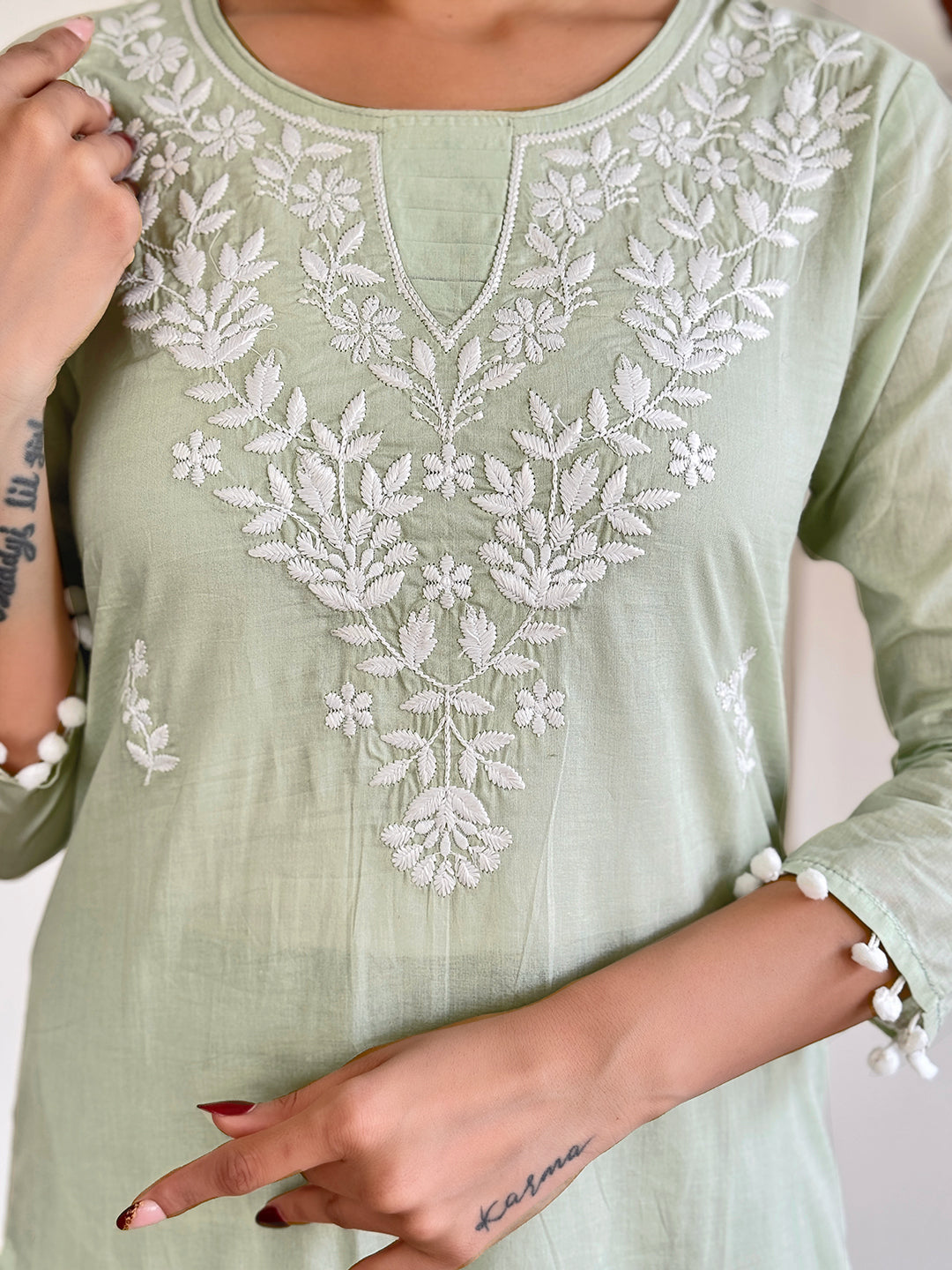 Pista Pure Cotton Elegant Kurta Pant Set With Chikankari Work