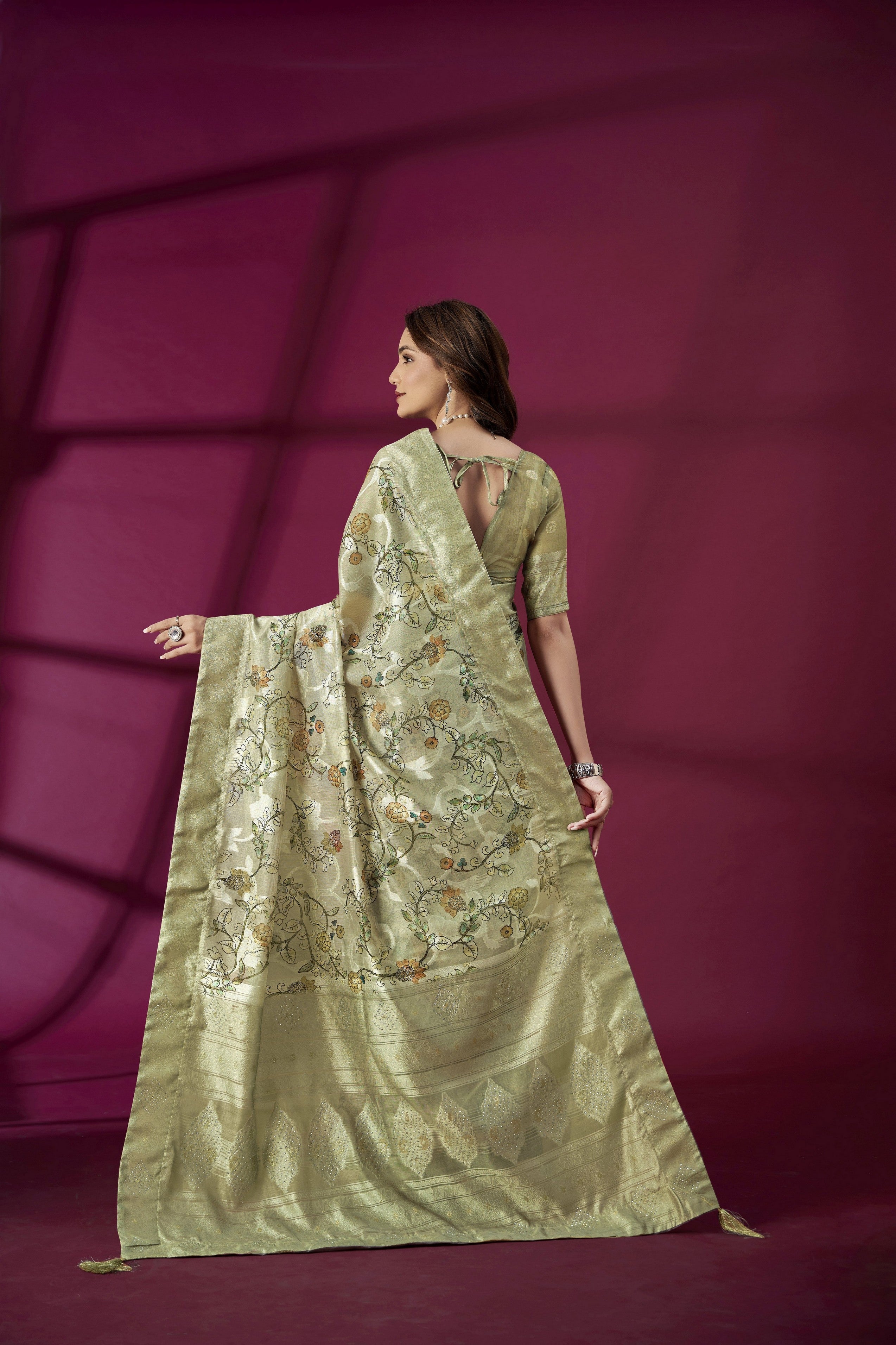 Pista Rich Silk Jacquard Designer Saree With Smart Ethnic Printed