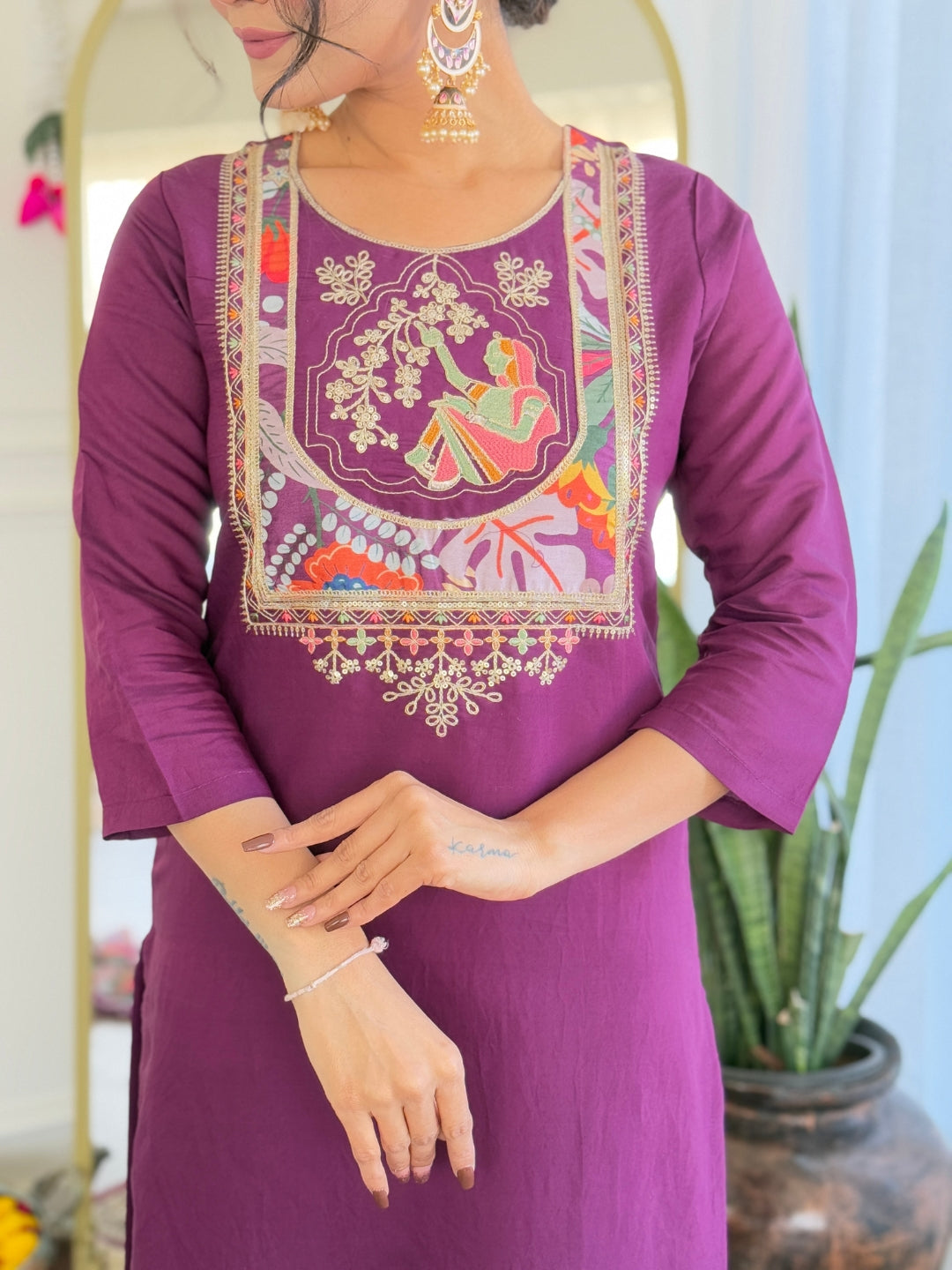 Purple Chanderi Viscose Elegant Kurta Pant Set With Embroidery Work