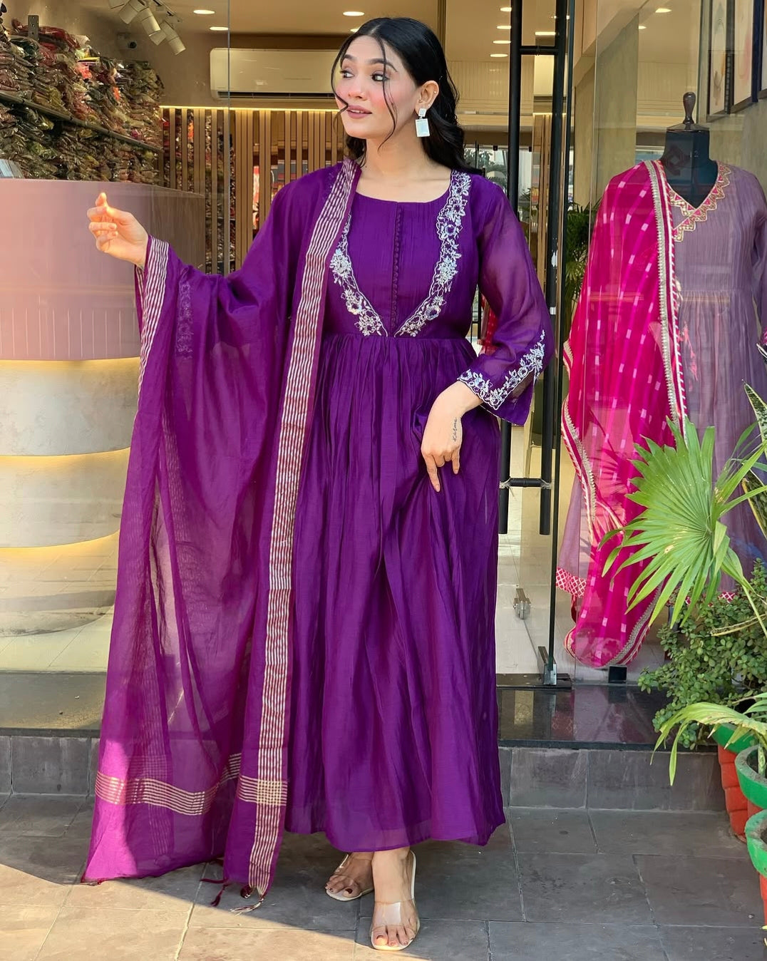 Purple Chinon Kurta Pant Set With Heavy Thread Embroidery Work