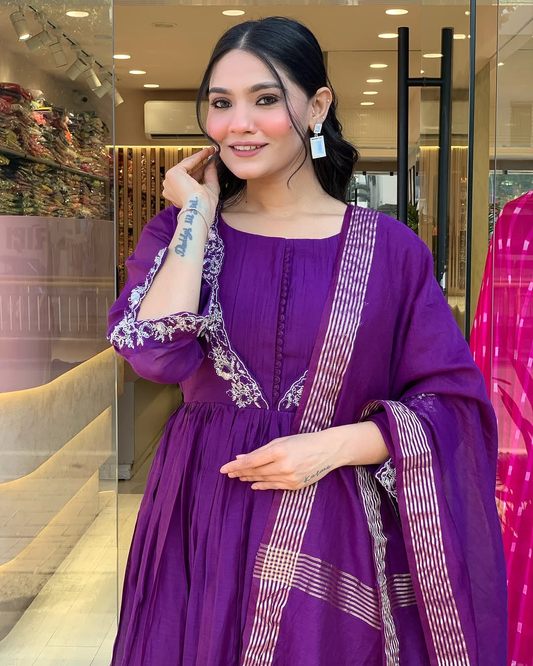 Purple Chinon Kurta Pant Set With Heavy Thread Embroidery Work