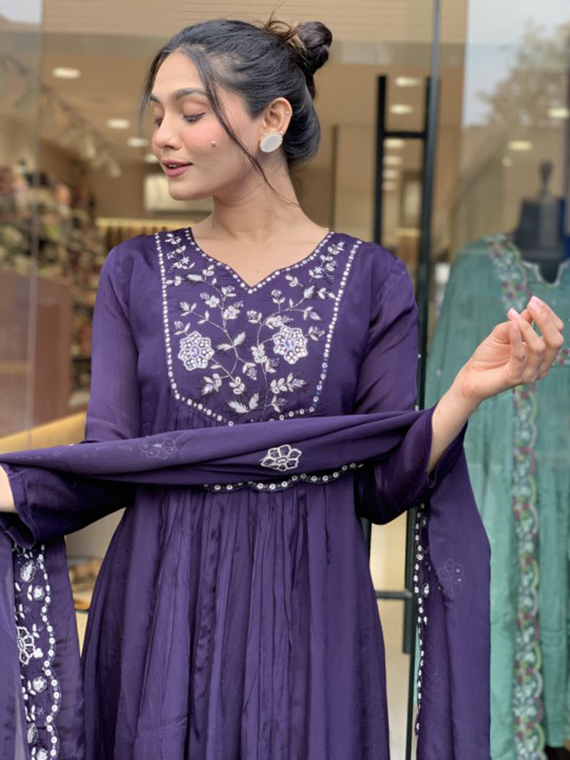 Purple Kurta Pant Set with Heavy Thread Embroidery Work