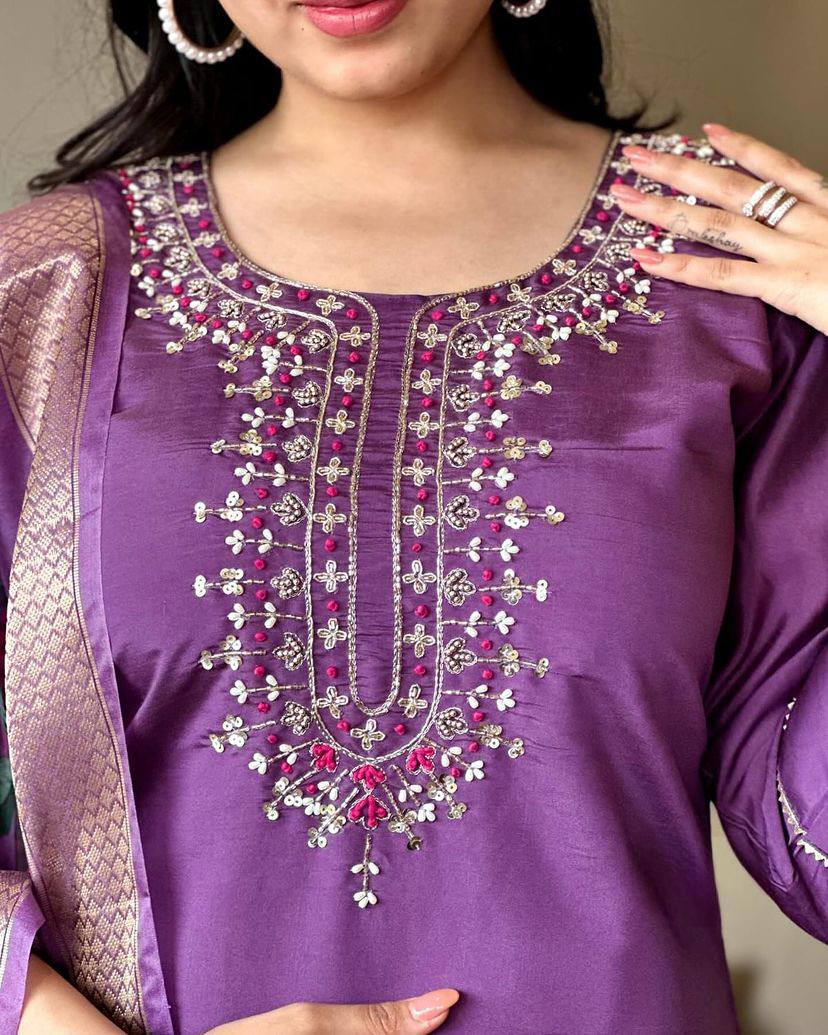 Purple Kurta Pant Set with Thread Embroidery Work With Printed Dupatta