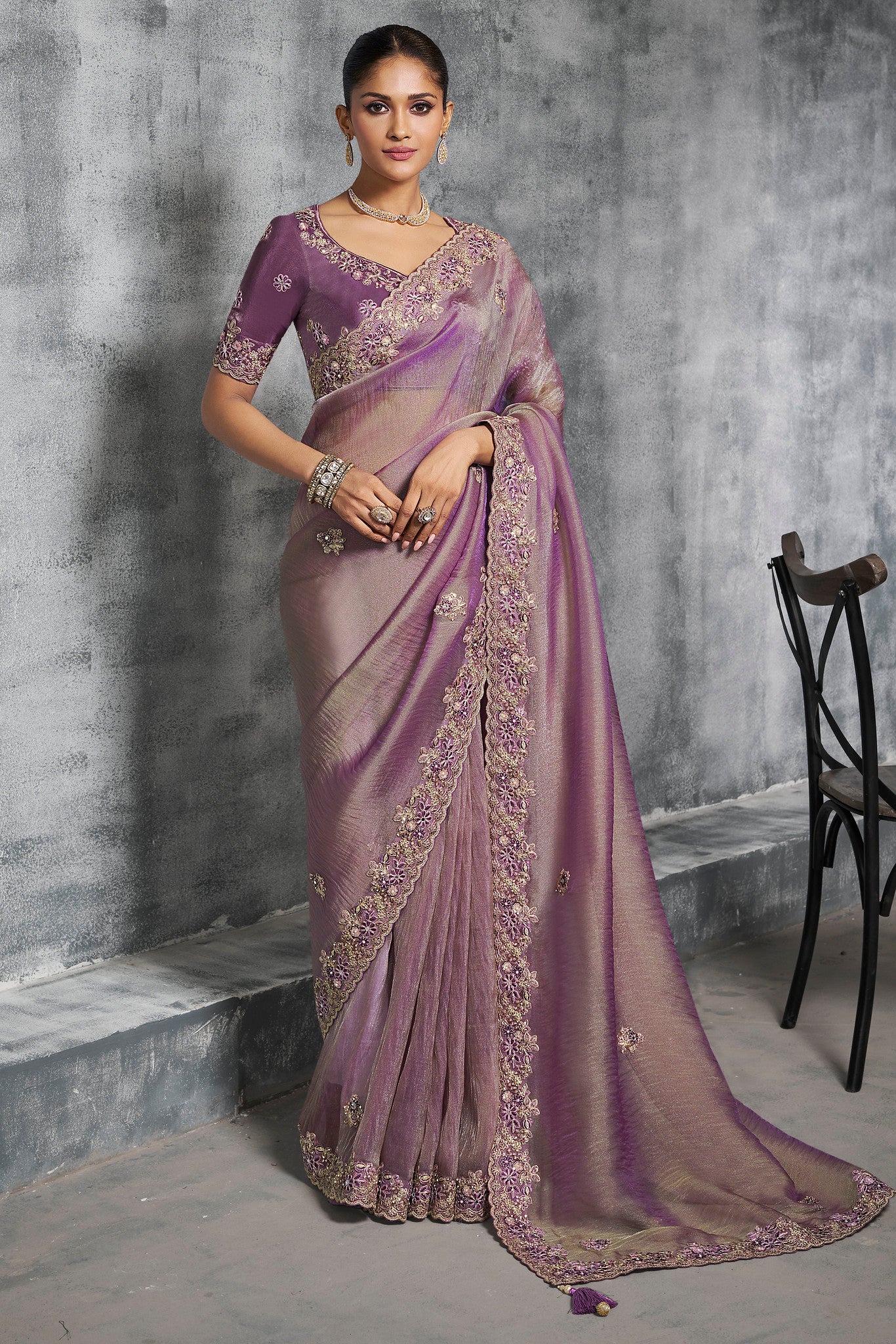Purple Saree With  Thread Embroidery Work ,Hand-Finished Stone & Mirror work With Embroidery Blouse