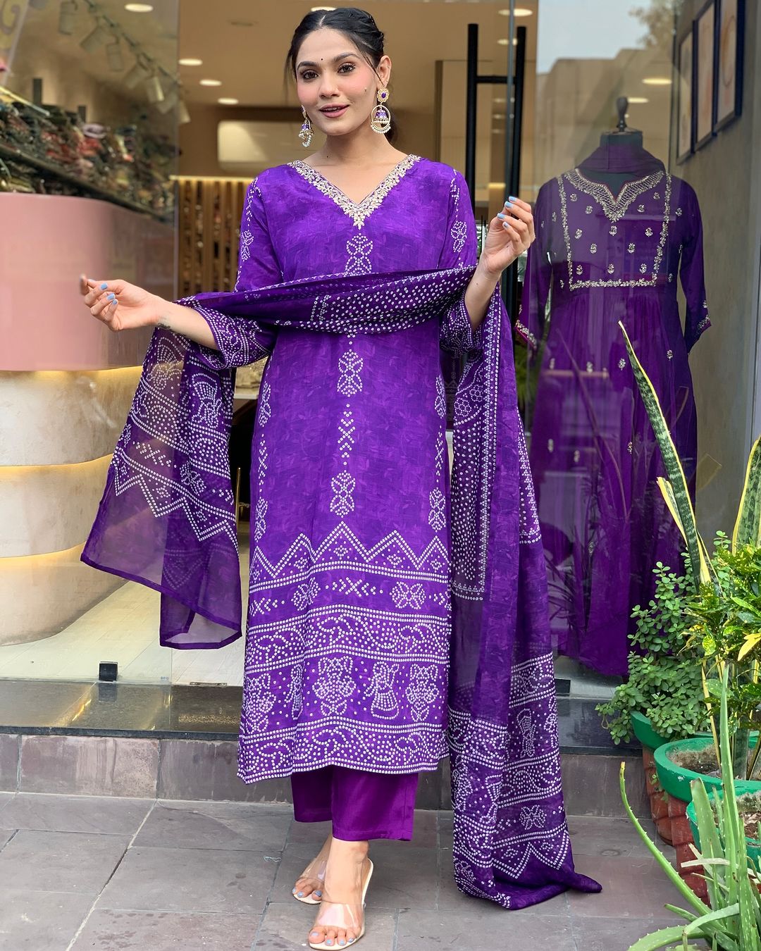 Purple Silk Blend Elegant Kurta Pant Set With Print