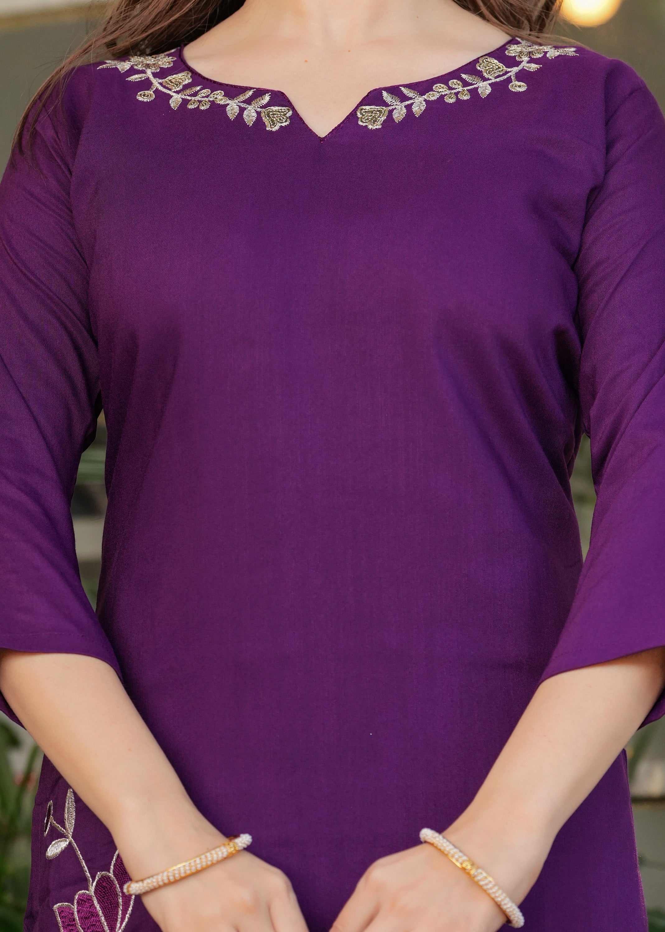 Purple Viscose Rayon Elegant Kurta Pant Set With Thread Work