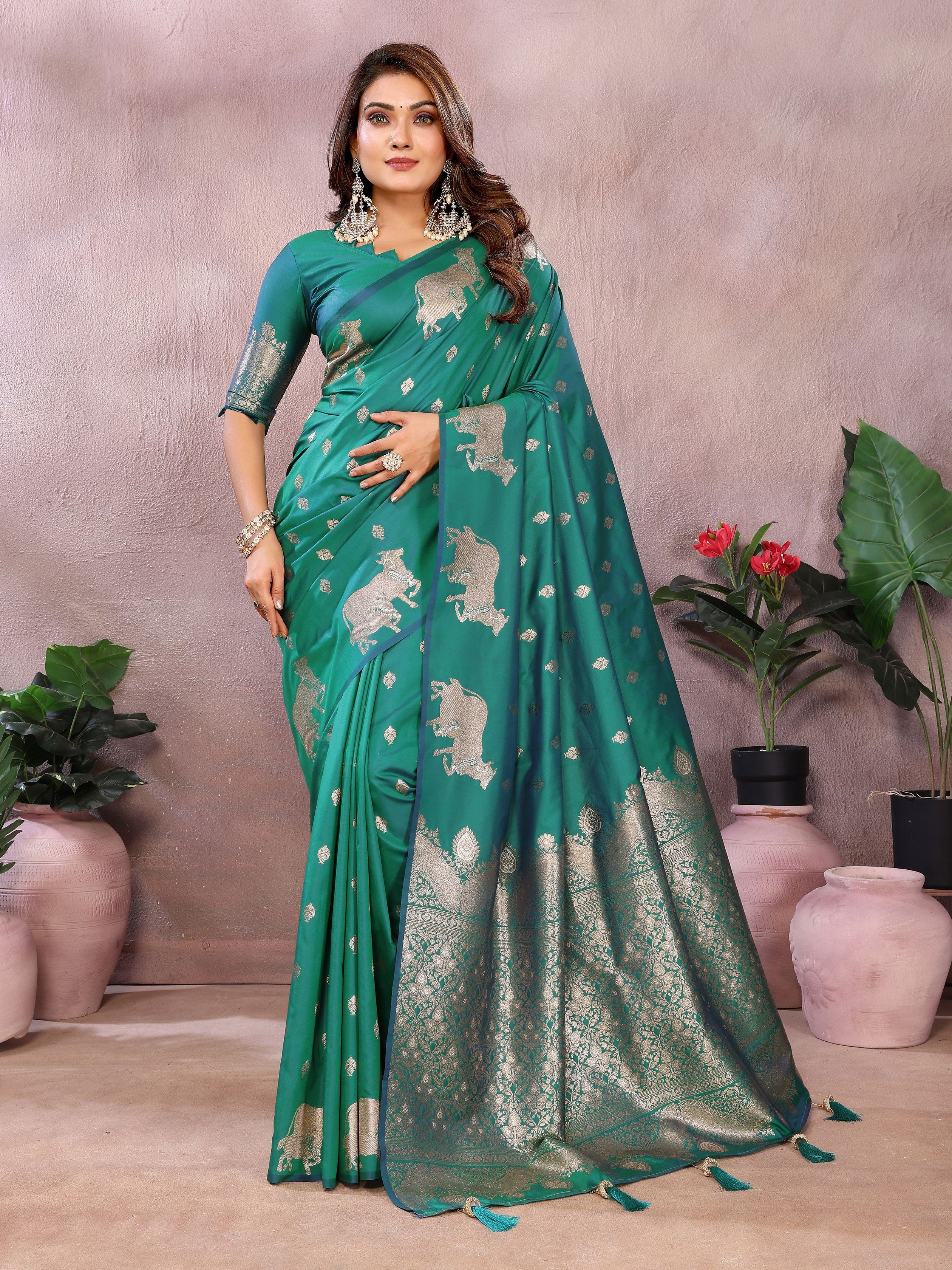 Rama Banarasi Silk Jacquard Weaving Designer Ceremonial Saree