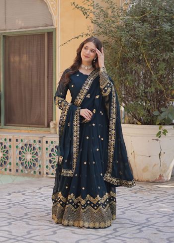 Rama Faux Blooming Suit With Zari & Sequins Embroidery