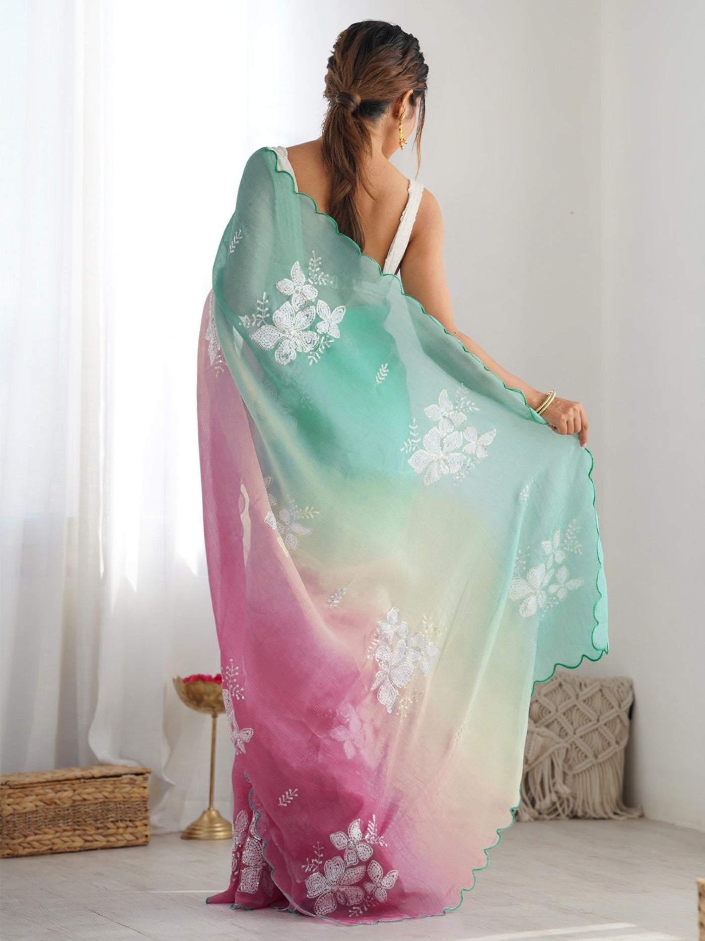 Rama Gold Crush Saree With Embroidery Work