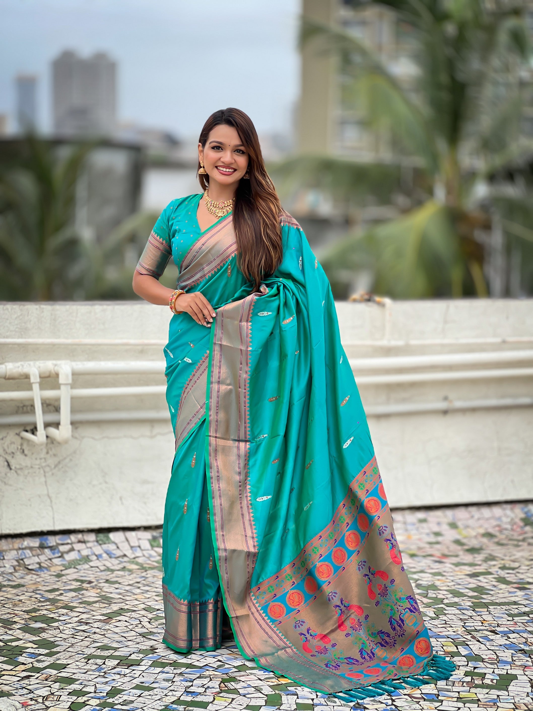 Rama Soft Silk Woven Meenakari Designer Rich Looks Saree