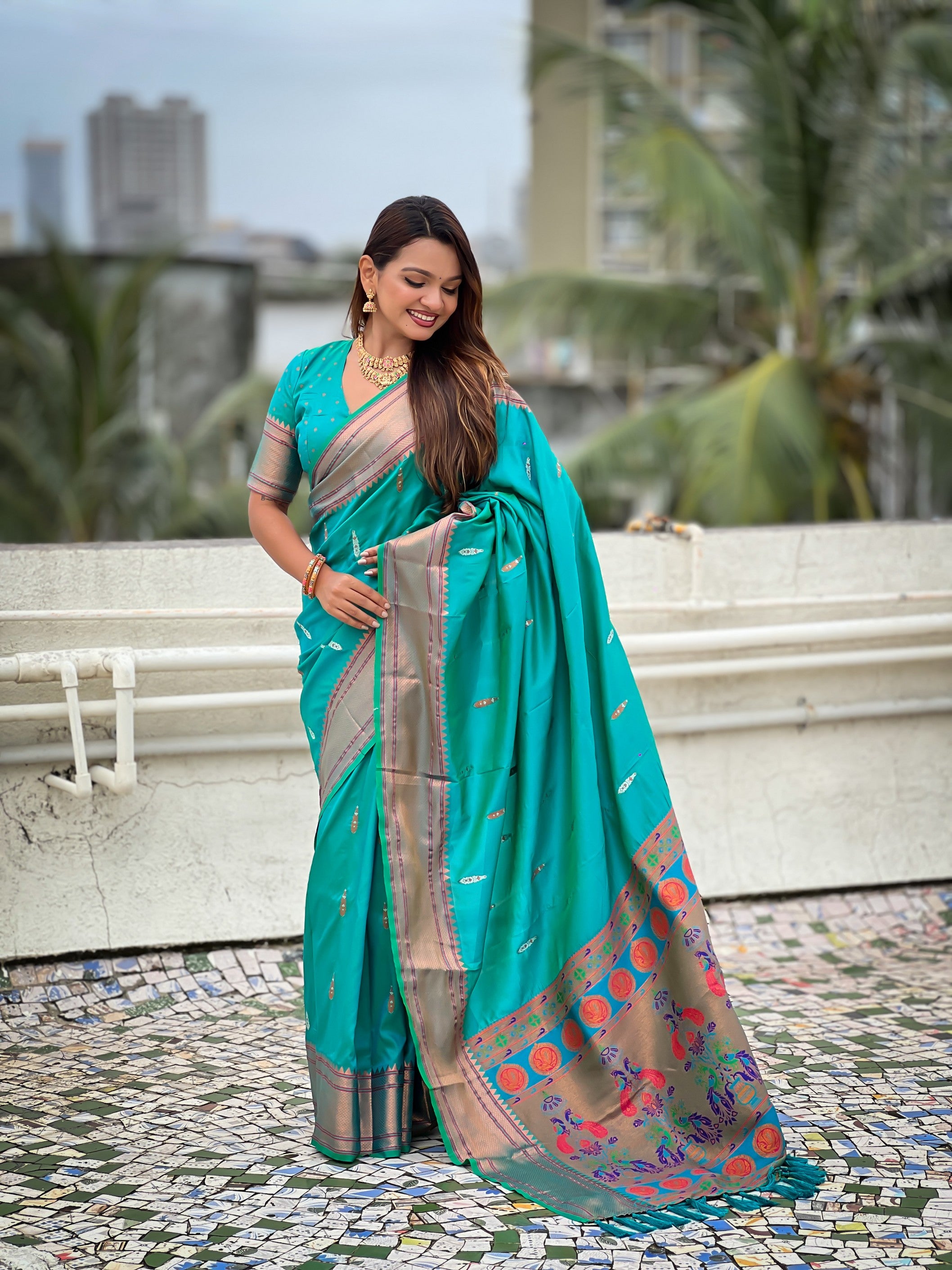 Rama Soft Silk Woven Meenakari Designer Rich Looks Saree