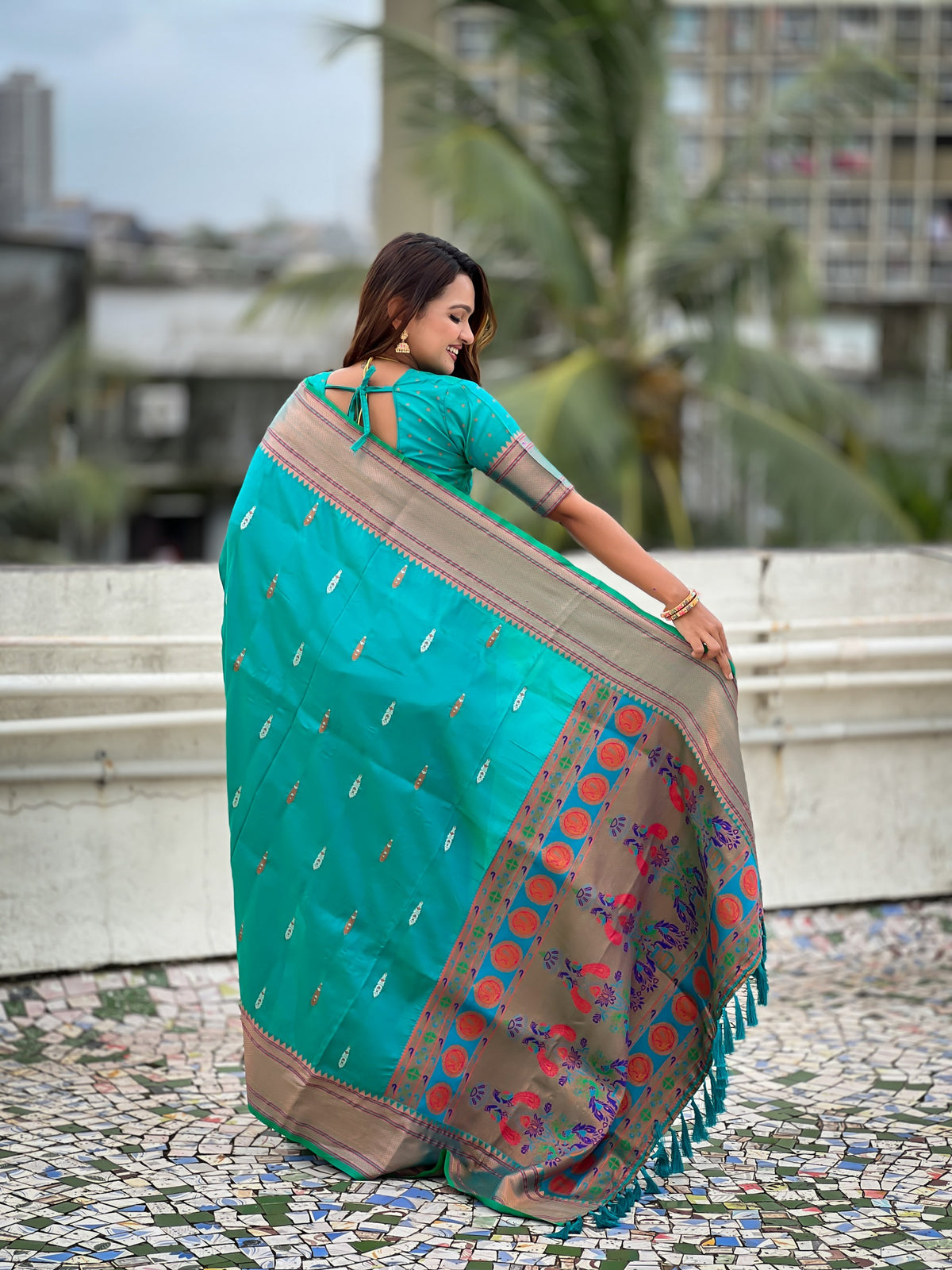 Rama Soft Silk Woven Meenakari Designer Rich Looks Saree