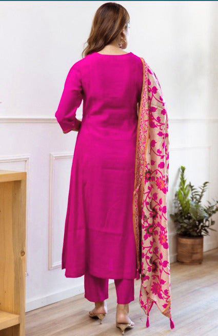 Rani Pink Chanderi Kurta Pant Set With Embroidery Work