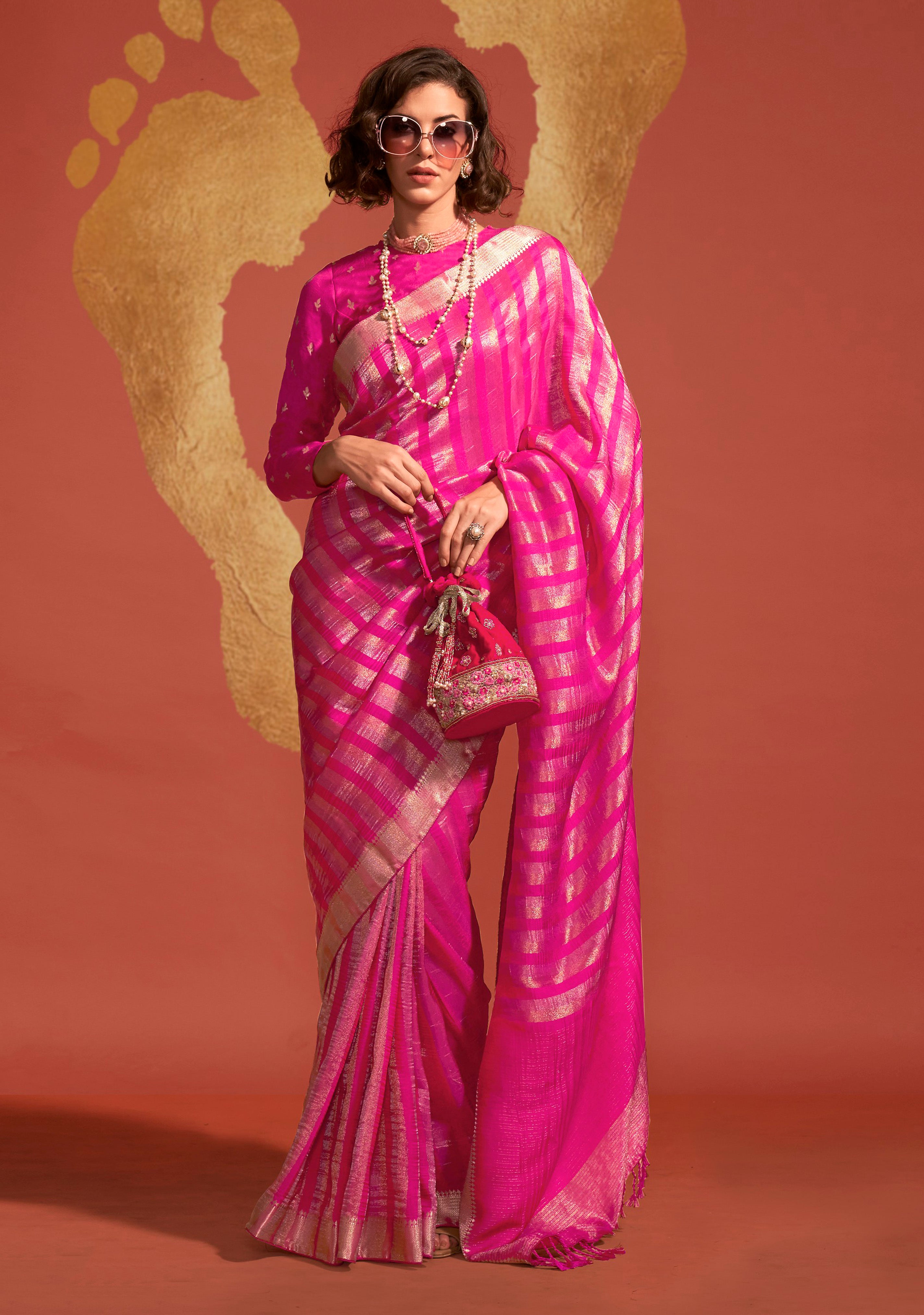 Rani Pink Pure Viscose Handloom Silk Saree With  Jacquard Woven Work