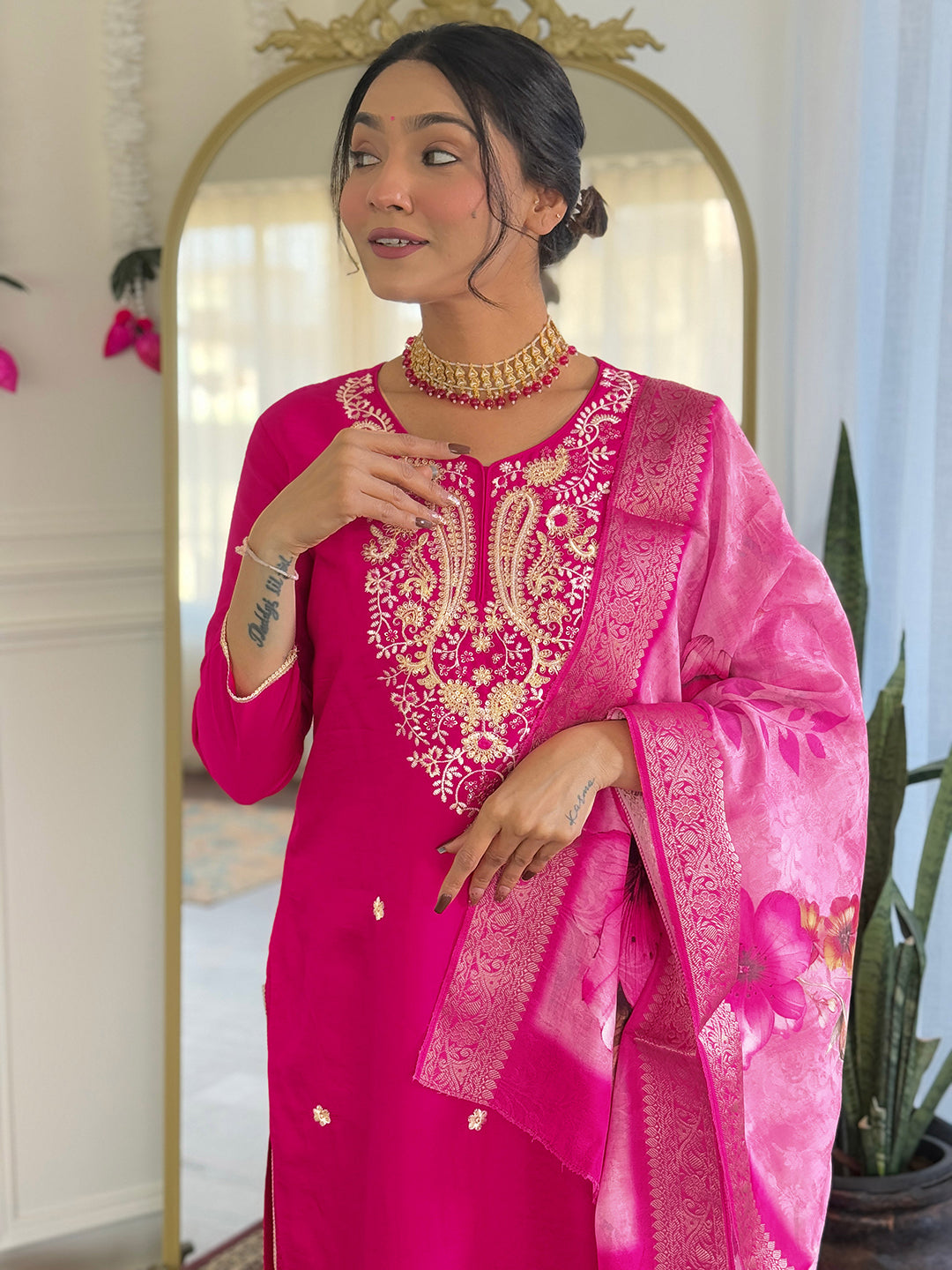 Rani Viscose Elegant Kurta Pant Set With Embroidery Work