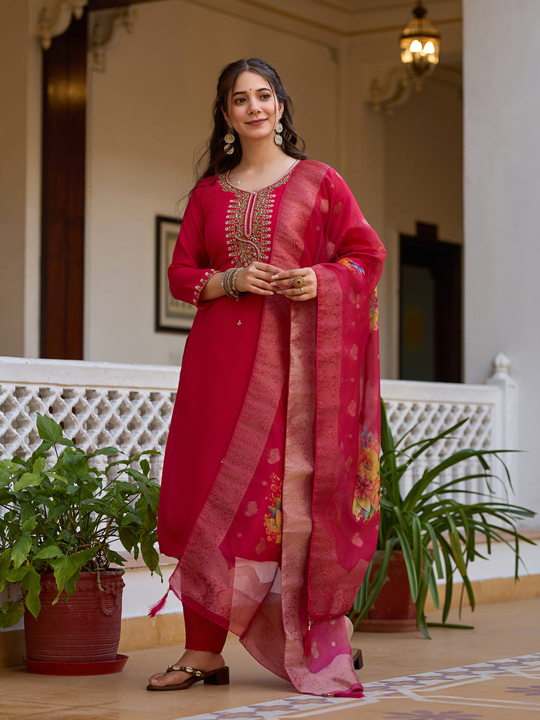 Ranipink Viscose Chanderi Kurta Pant Set With Thread Embroidered With Beads Work