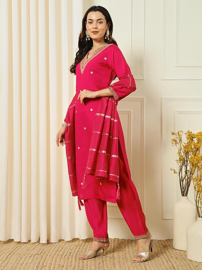 Red Chanderi Kurta Pant Set With Embroidery Work