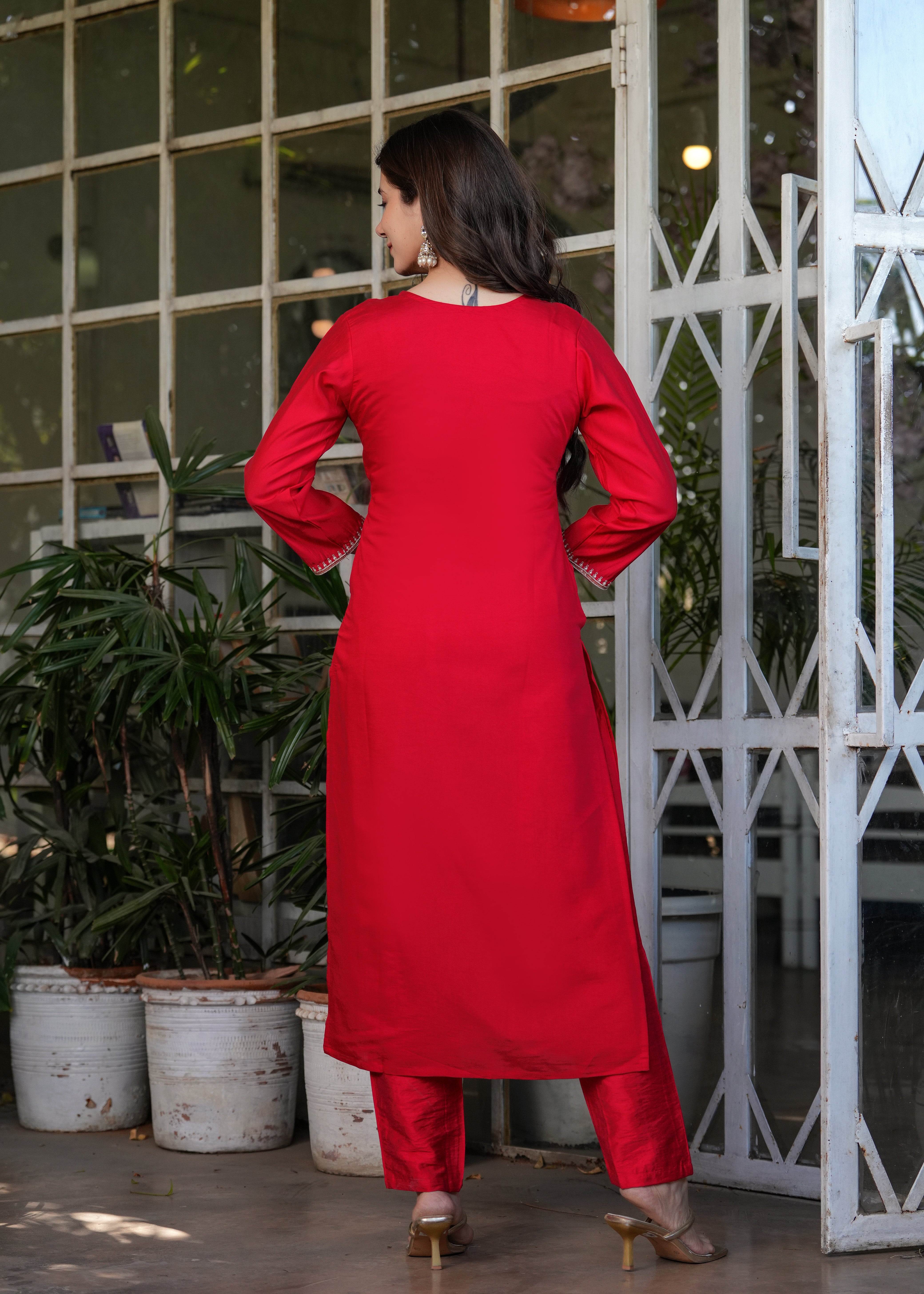 Red Chanderi Viscose Elegant Kurta Pant Set With Embroidery Work