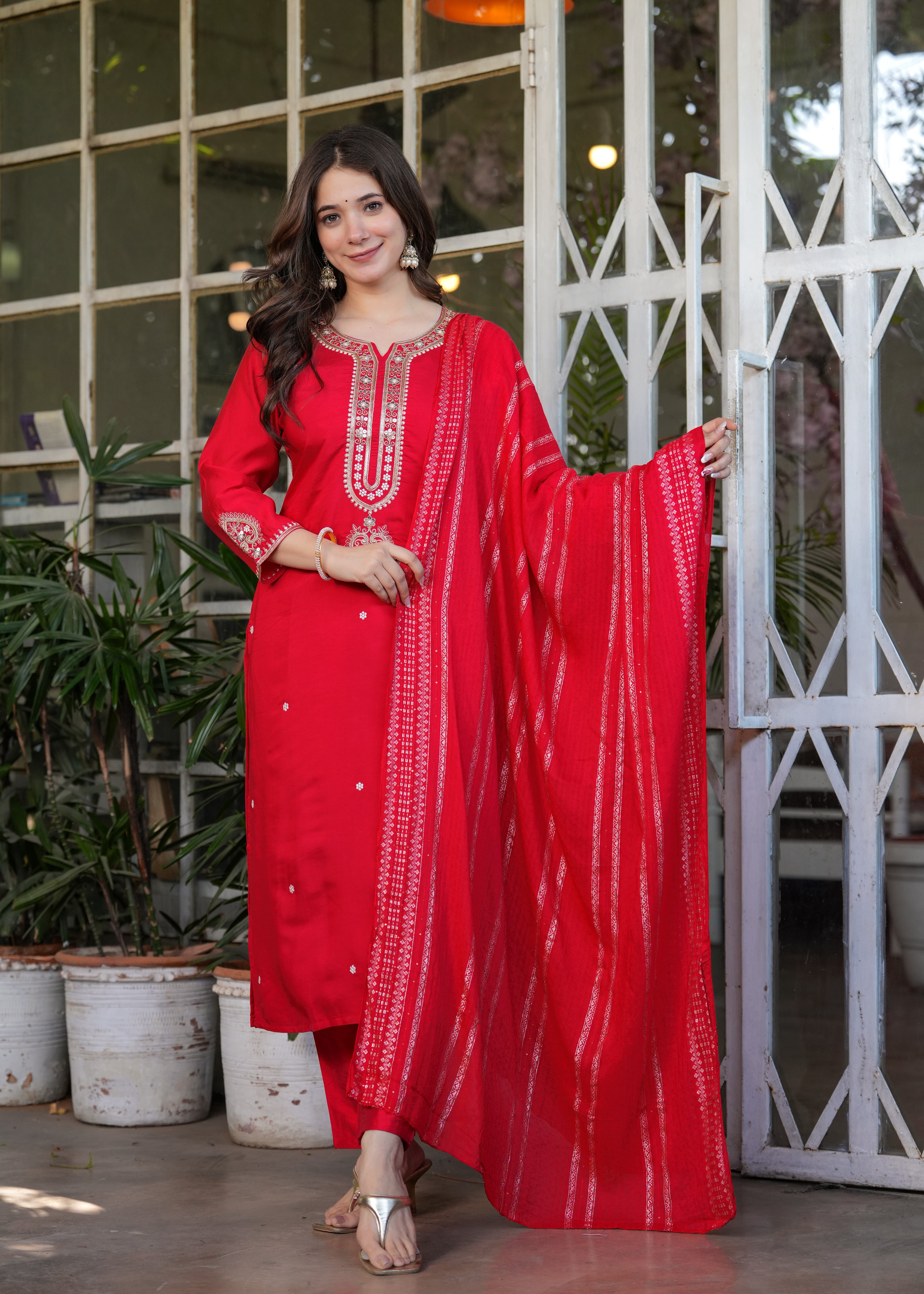 Red Chanderi Viscose Elegant Kurta Pant Set With Embroidery Work