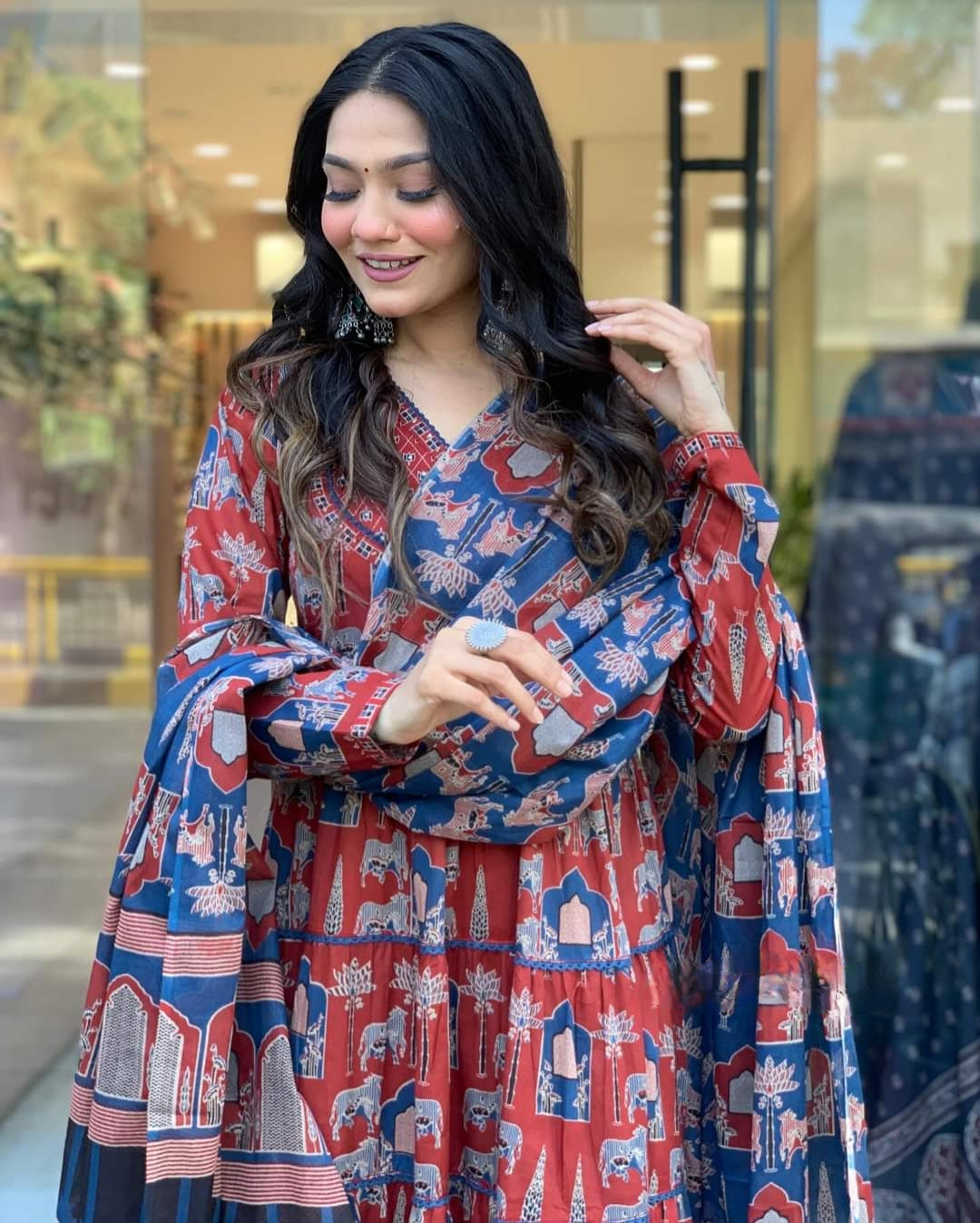 Red Cotton Kurta Pant Set with Printed With Thread Embroidery Work