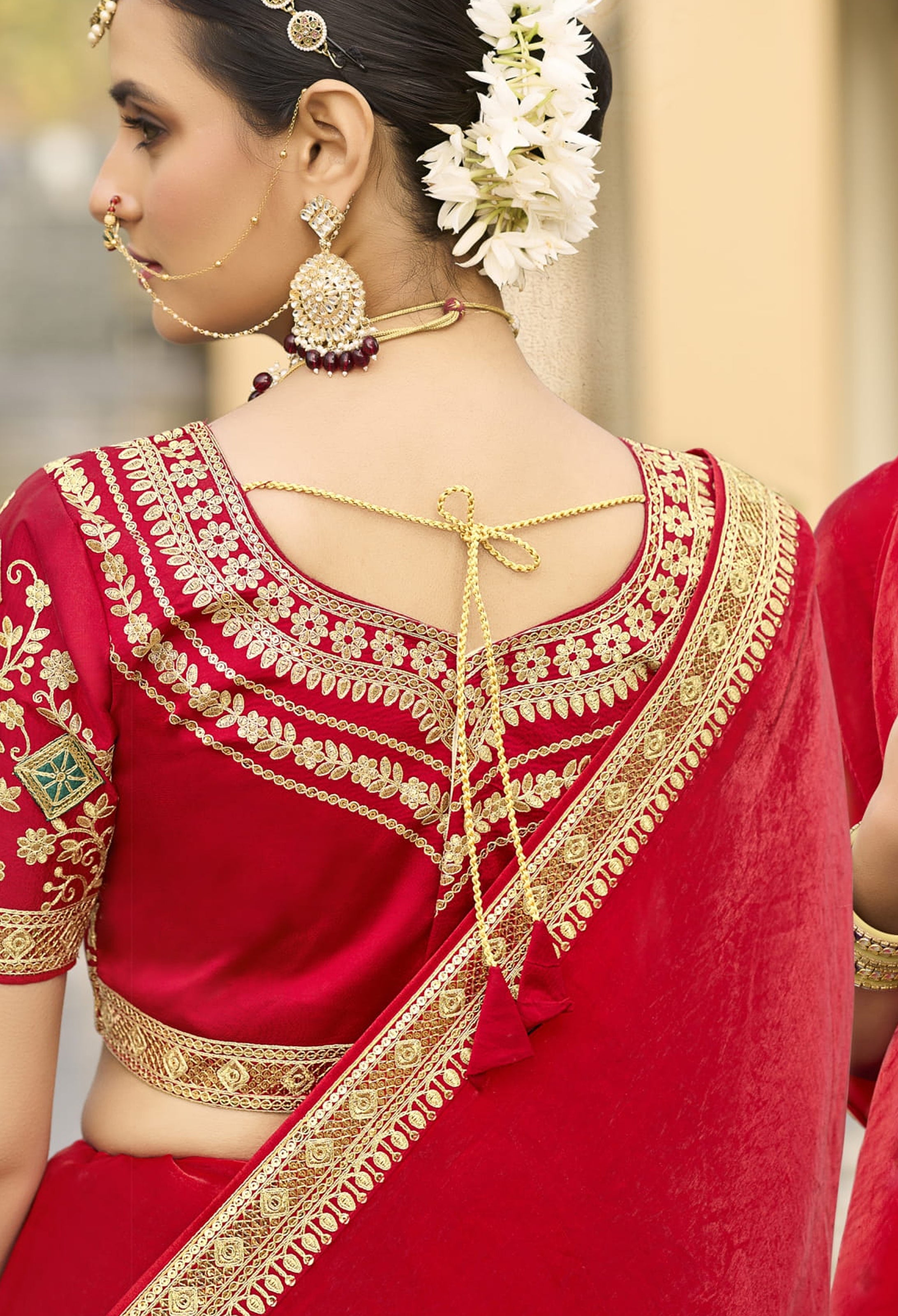 Red Georgette Plain Saree With Embroidered Lace Border
